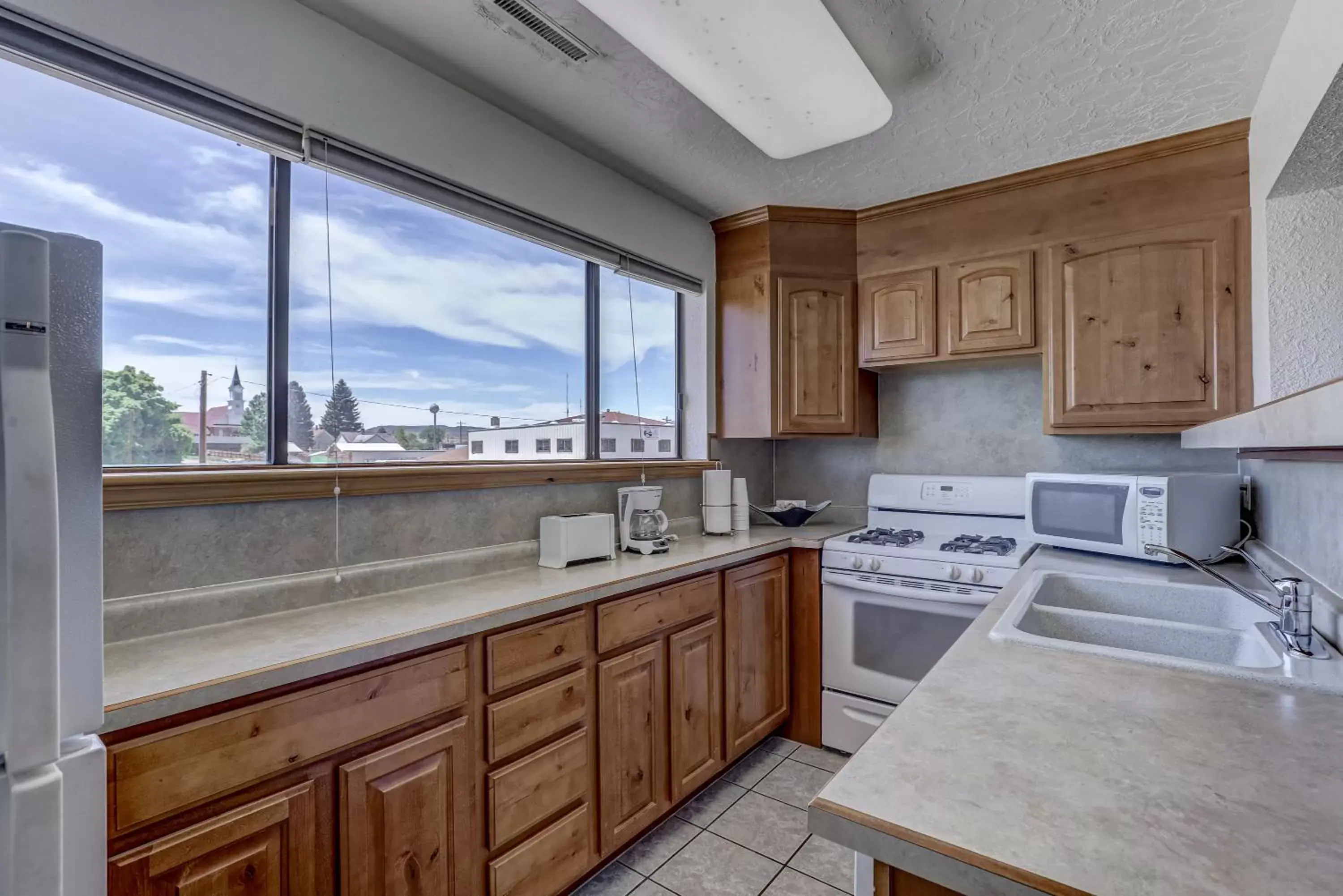 Kitchen or kitchenette, Kitchen/Kitchenette in THE SNUGGLE INN