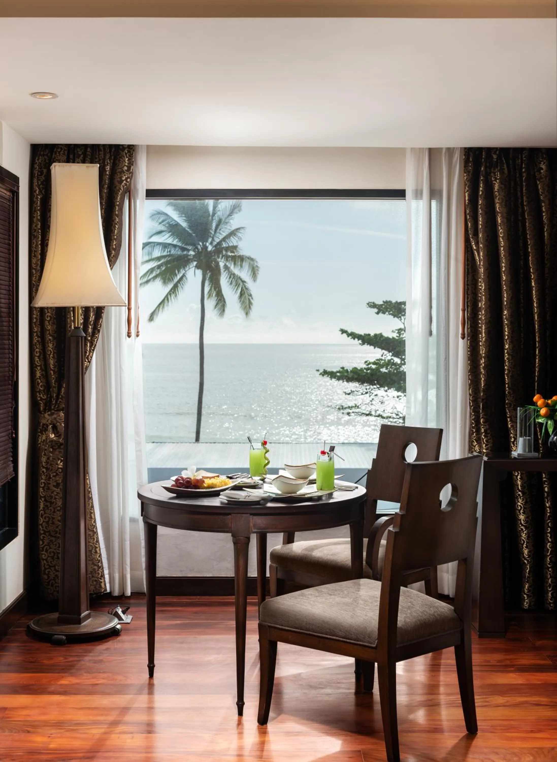 Dining area in Patong Paragon Resort & Spa SHA Extra Plus