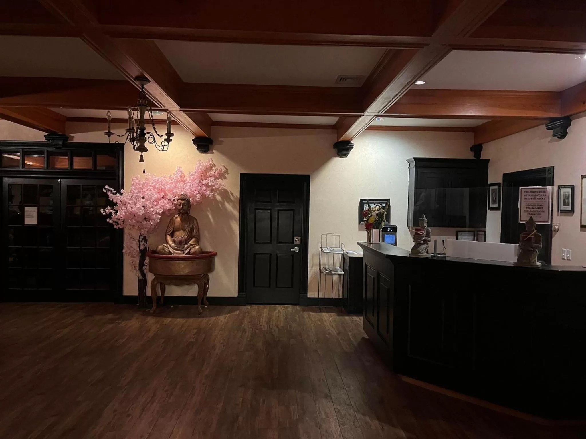 Lobby or reception in Nuk's Executive Suites