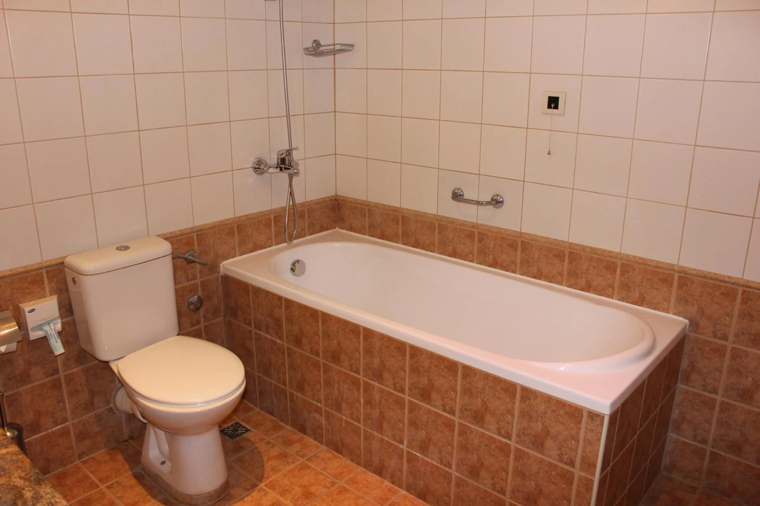 Photo of the whole room in Kendros Hotel