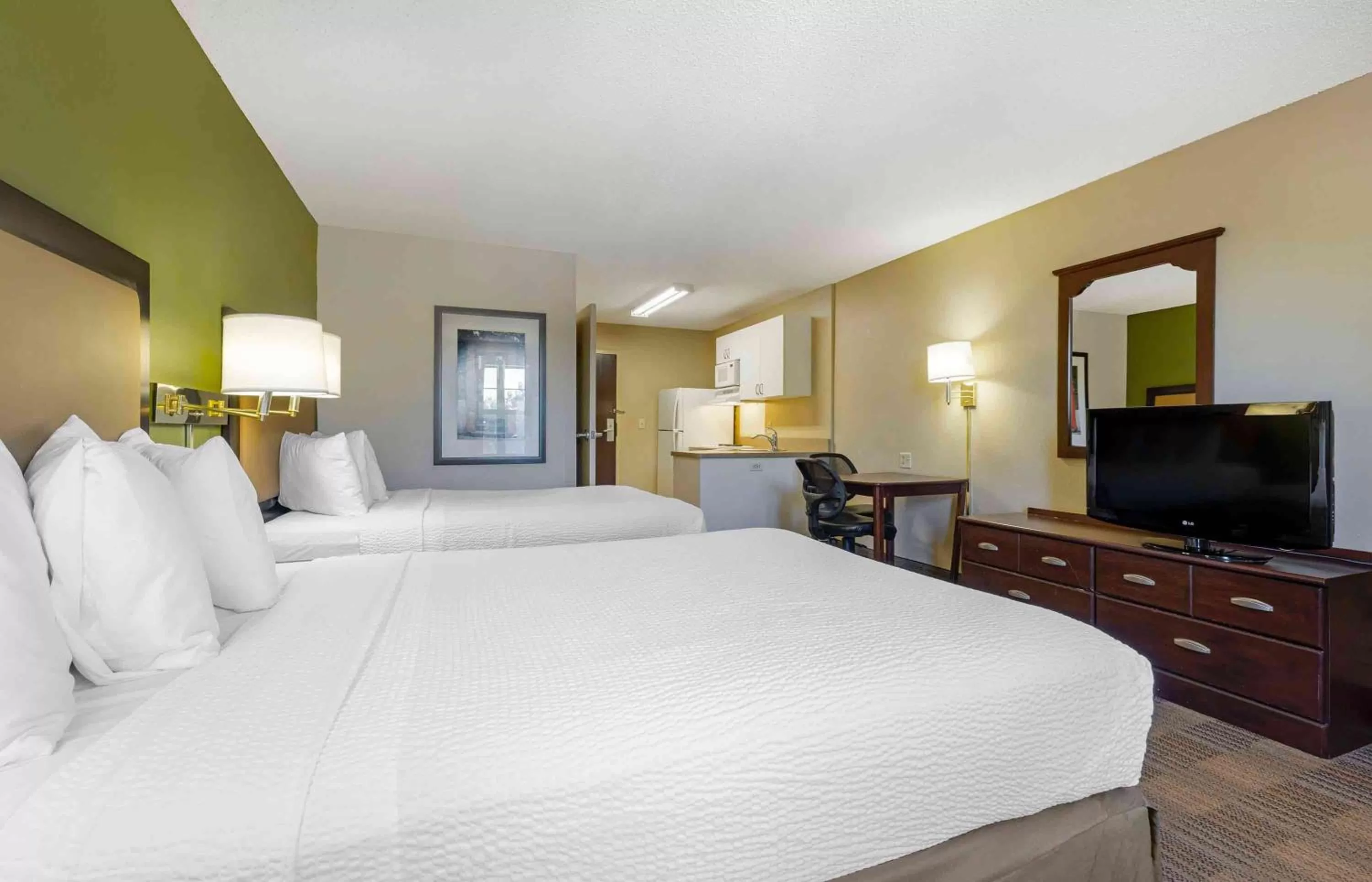 Studio with 2 Double Beds - Non-Smoking in Extended Stay America Suites - San Diego - Carlsbad Village by the Sea