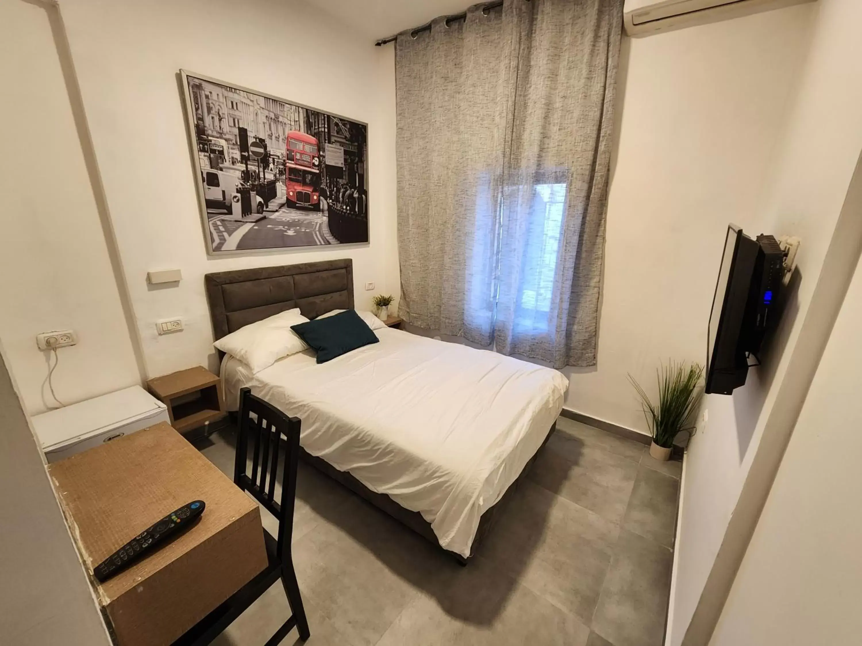 Small Double Room in Ben Hillel Boutique Hotel