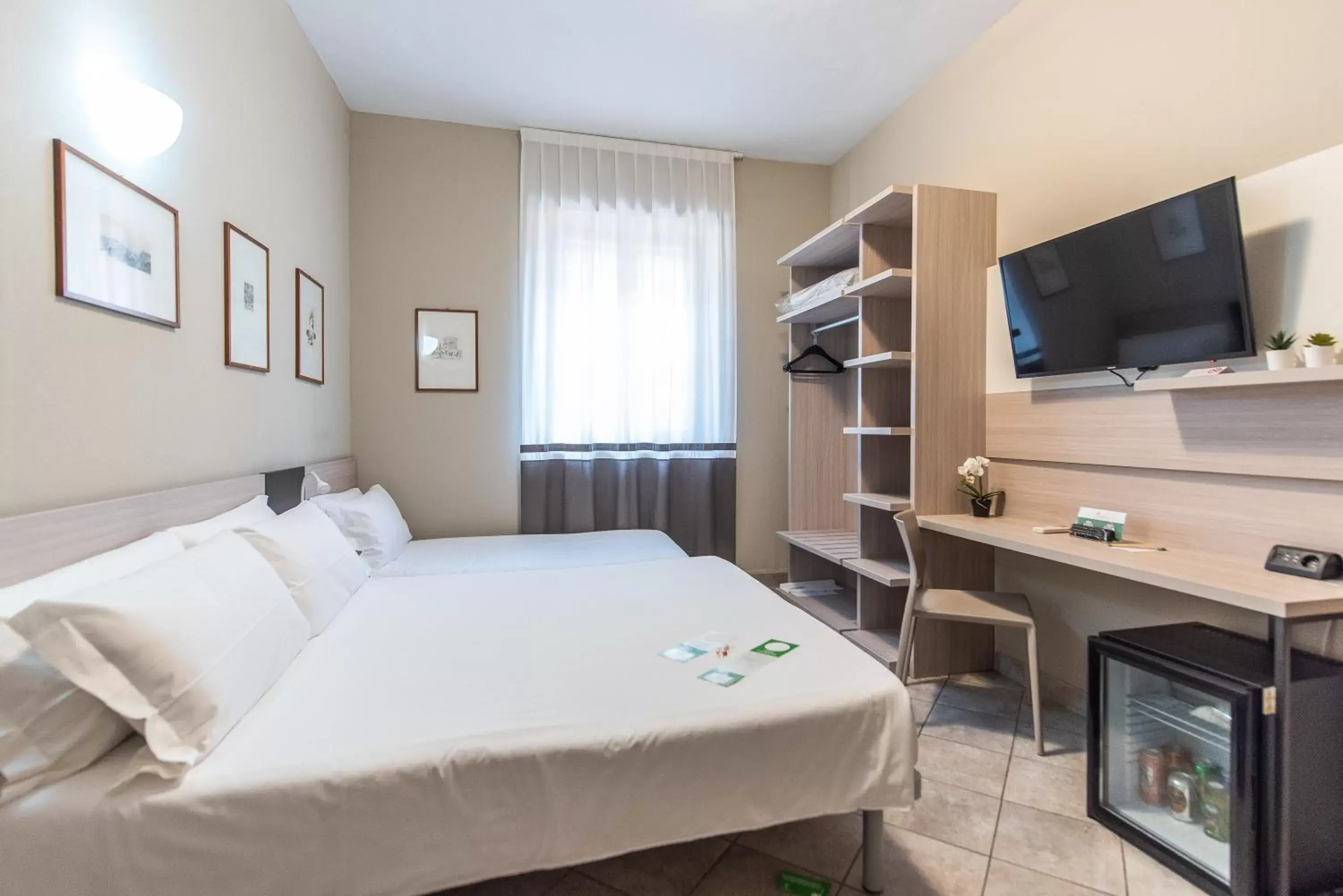 Bedroom, Bed in Hotel Gran Torino Bedroom, Bed in Hotel Gran Torino