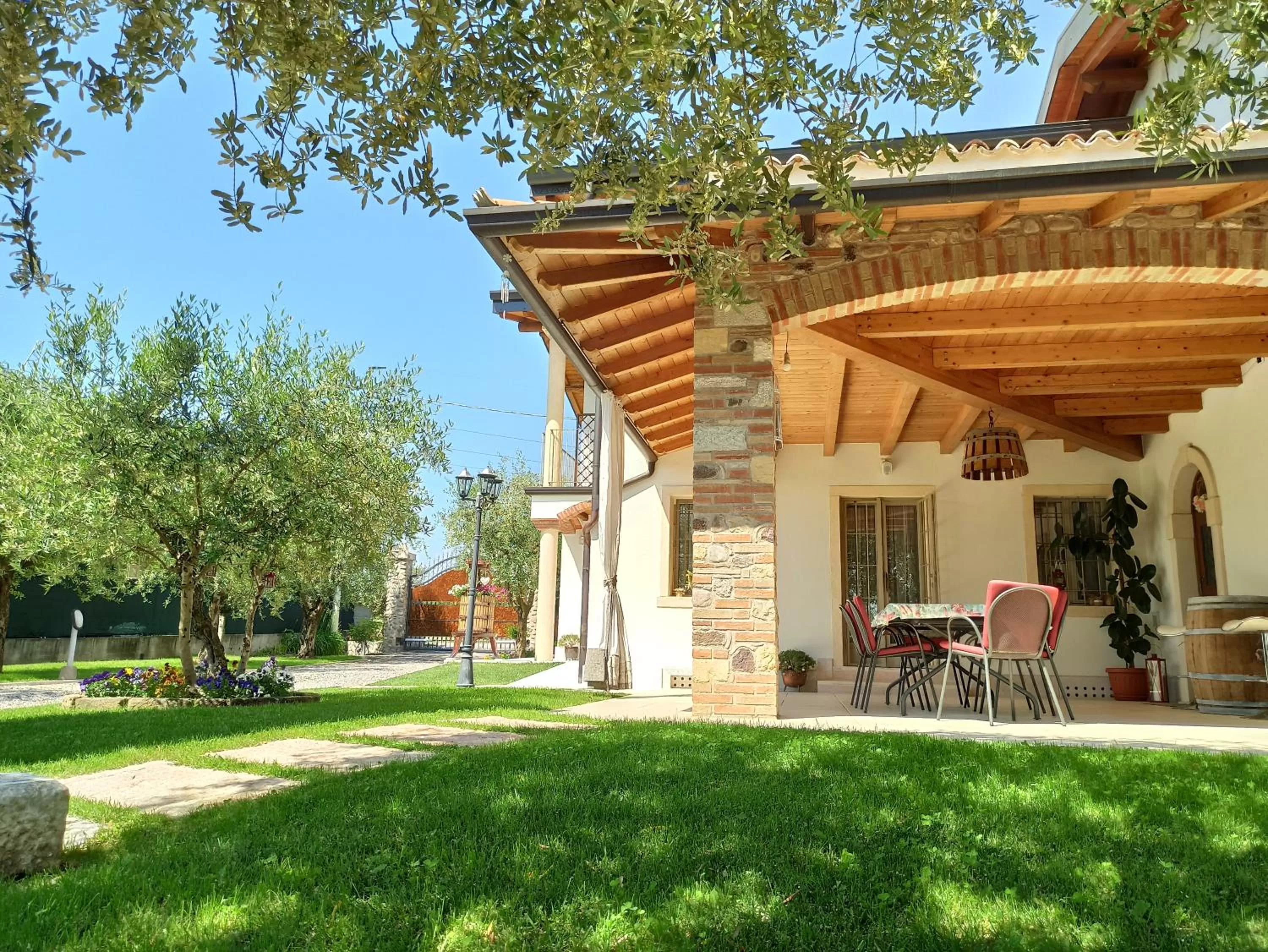 Off site in Le Zampolle B & B