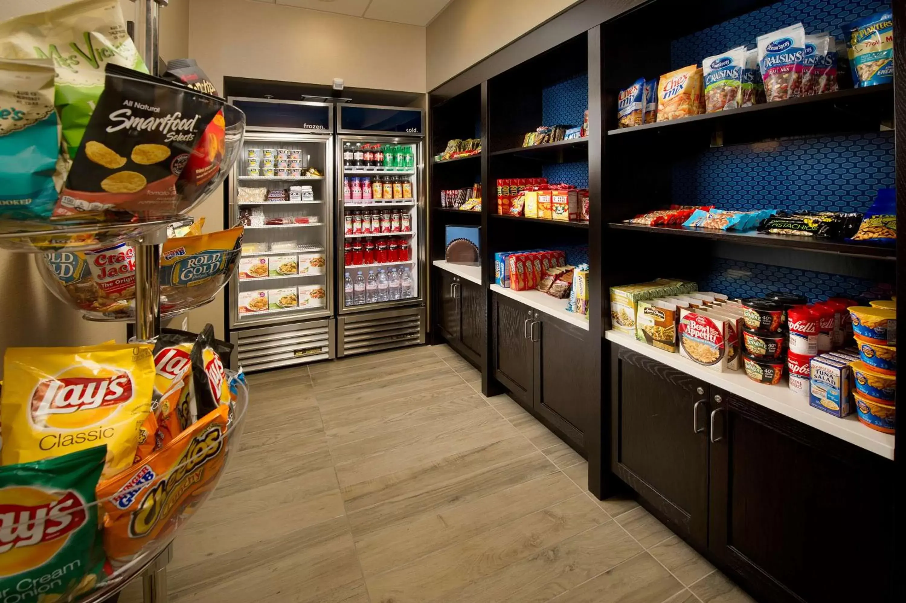 Restaurant/places to eat in Hampton Inn and Suites Washington DC North/Gaithersburg Restaurant/places to eat in Hampton Inn and Suites Washington DC North/Gaithersburg