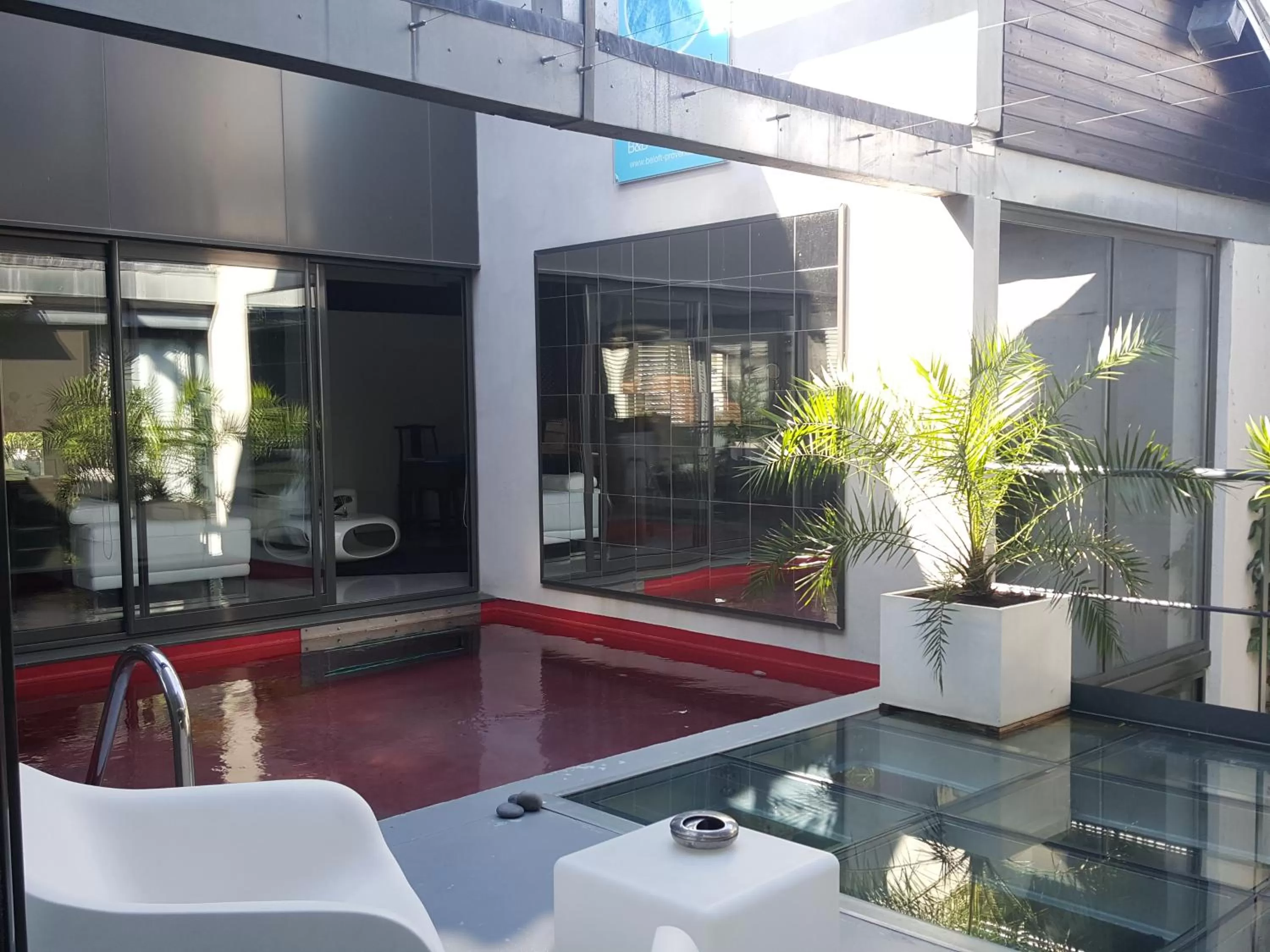 Patio in Be Loft B&B Pool & Spa