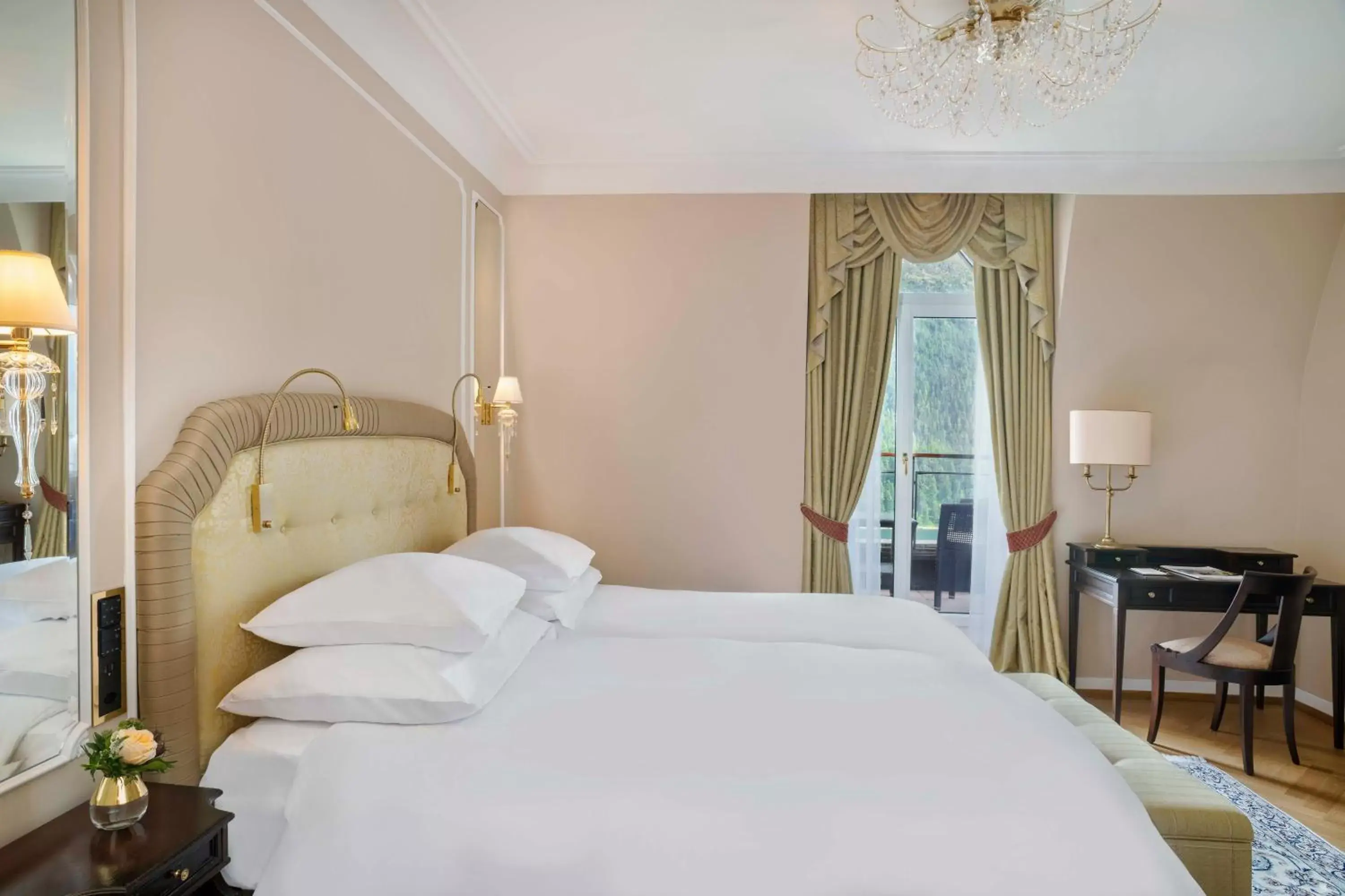 Bedroom, Bed in Badrutt's Palace Hotel St Moritz