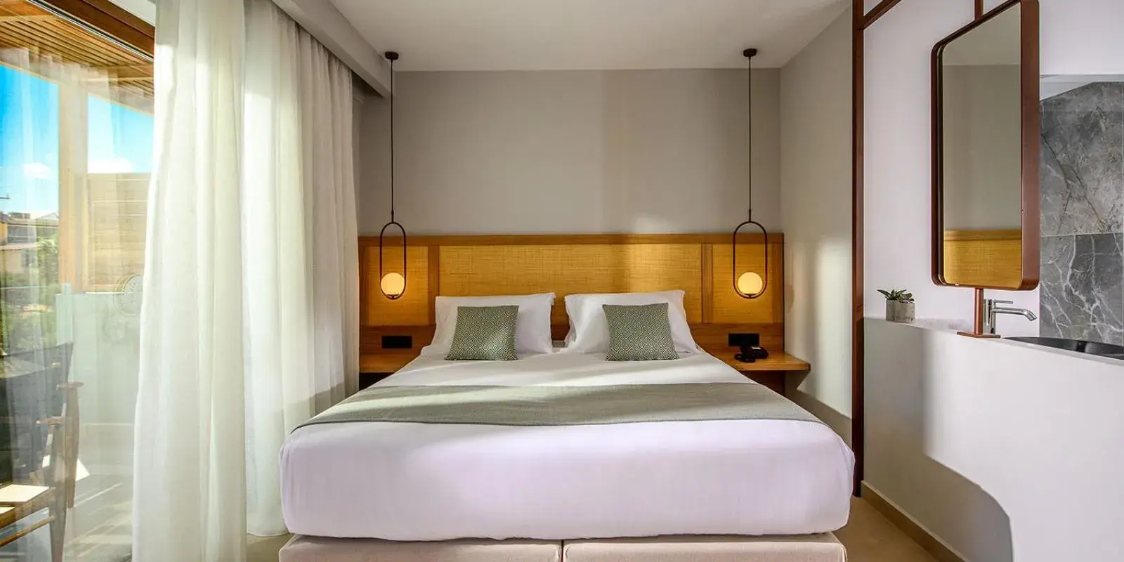 Bed in Stella Palace Resort & Spa