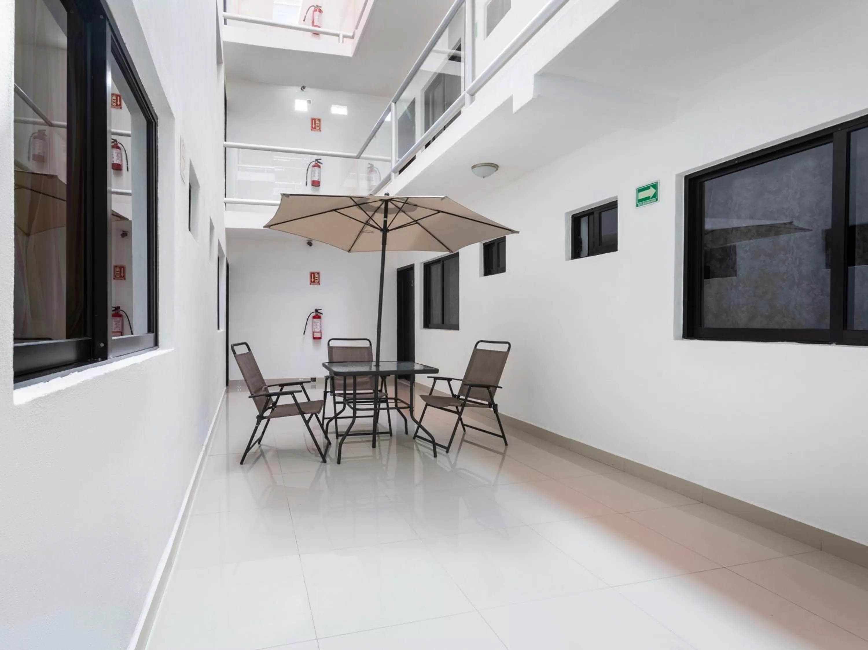 Patio in Hotel Jardín Cancún
