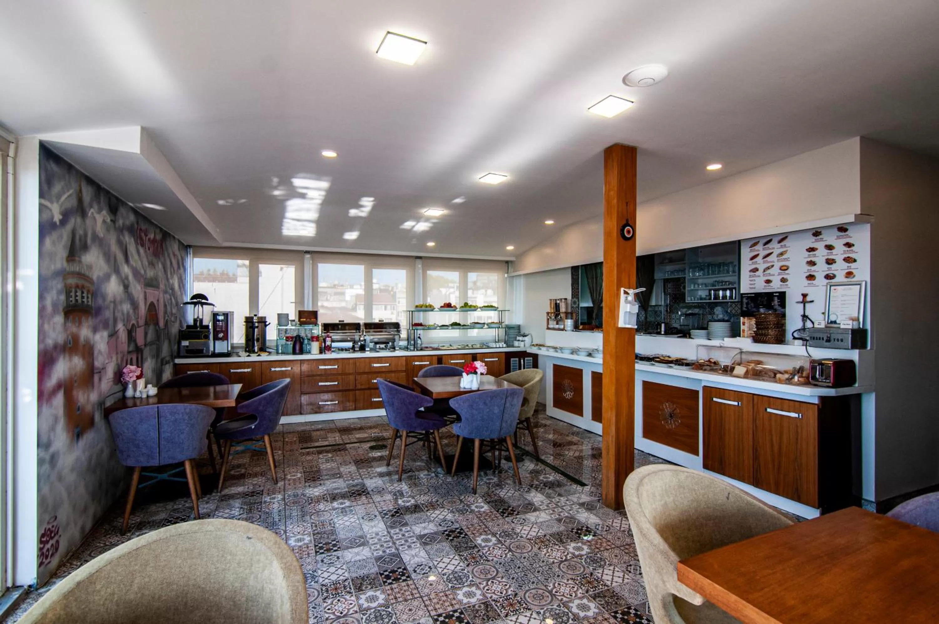 Restaurant/places to eat in Lapis Inn Hotel & Spa ( Ex. Ambassador Hotel)