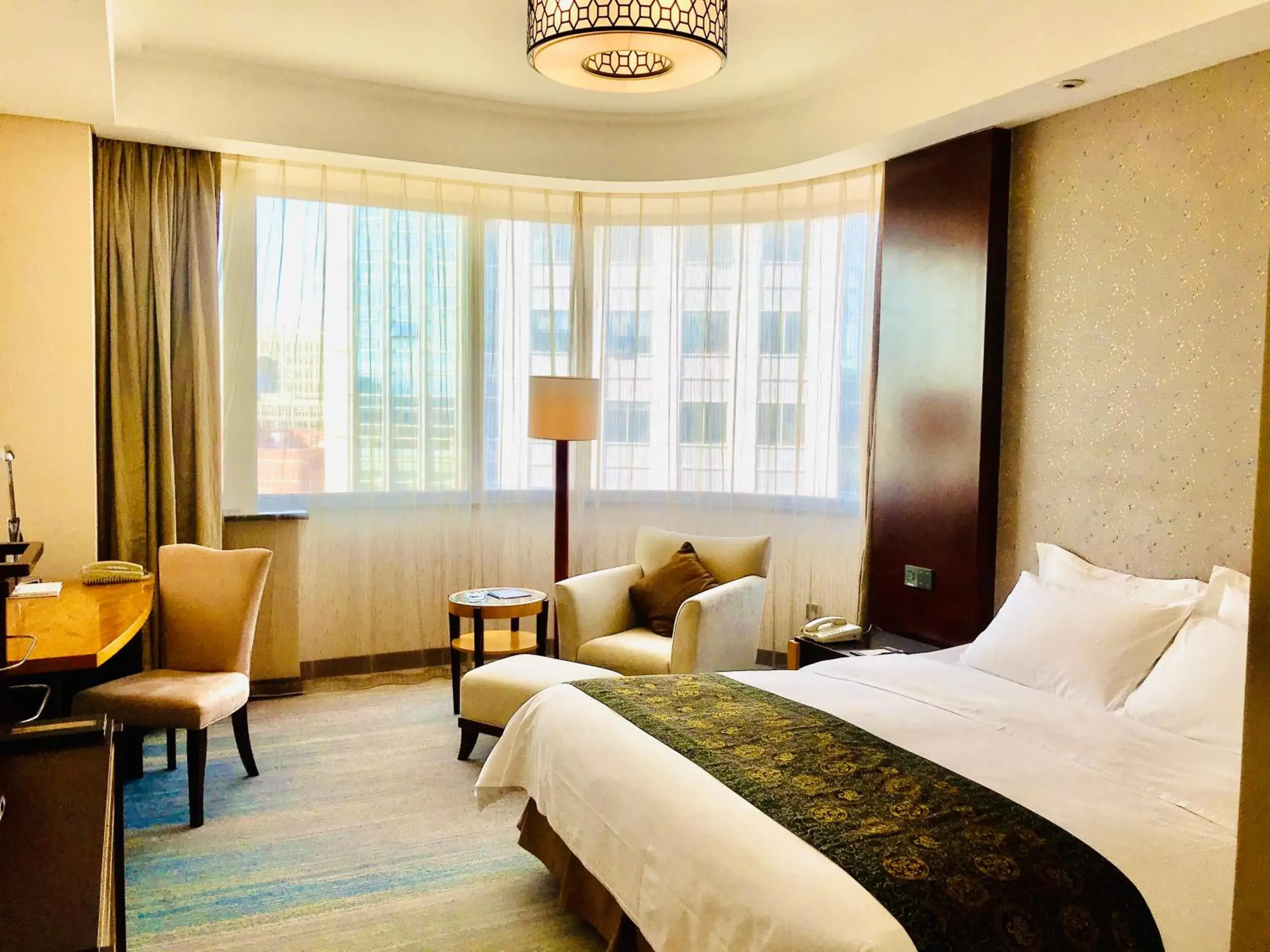 Bed in Tianjin Saixiang Hotel