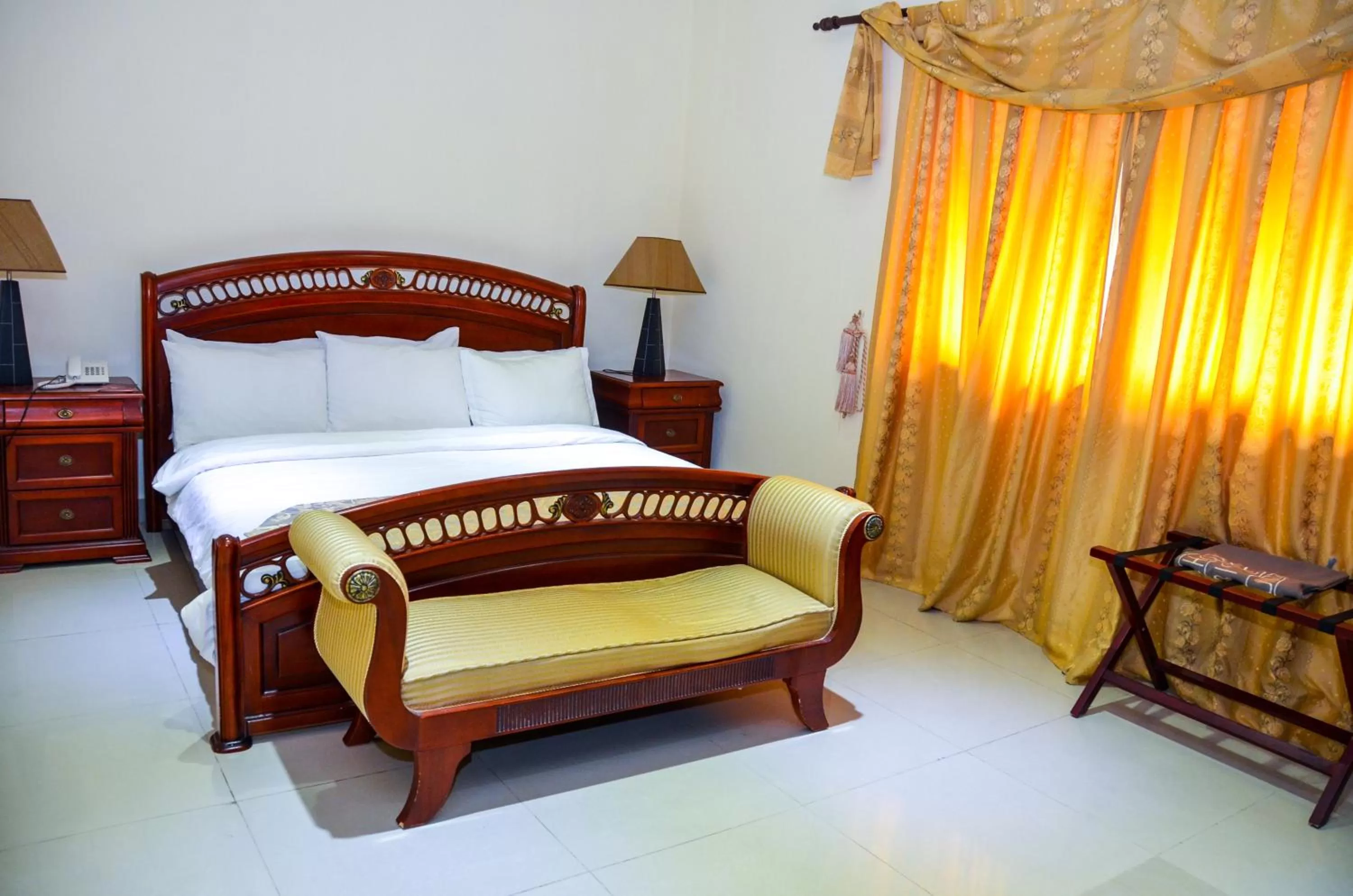 Bed in The Cape Hotel