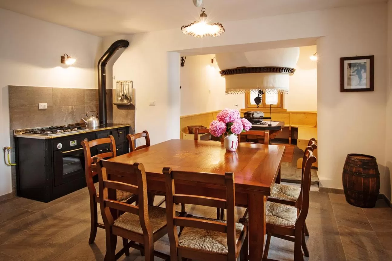 Dining area in Albergo Diffuso Tolmezzo