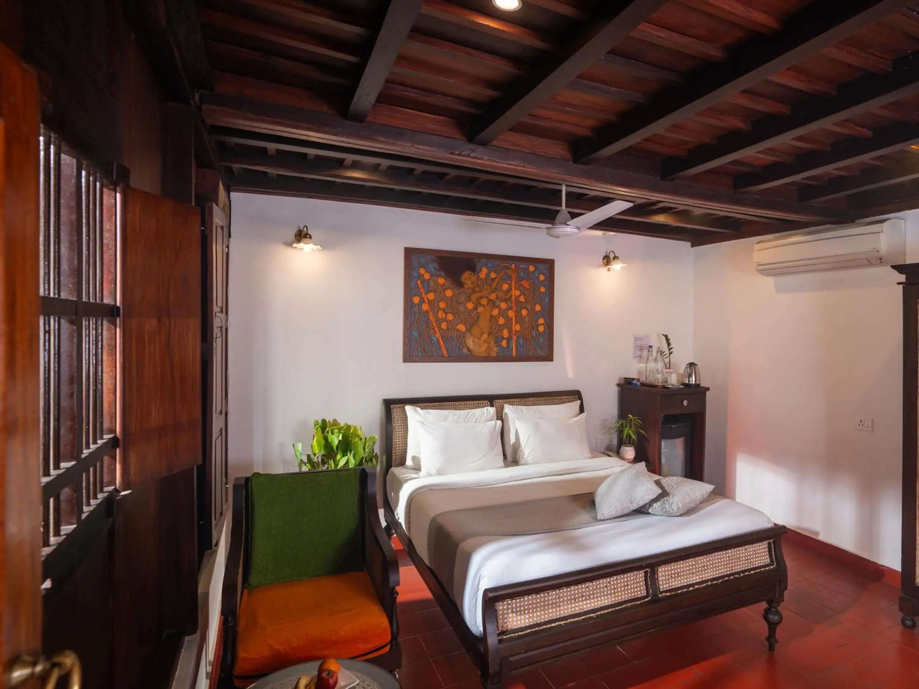 Bed in Ragamaya Resort & Spa Munnar