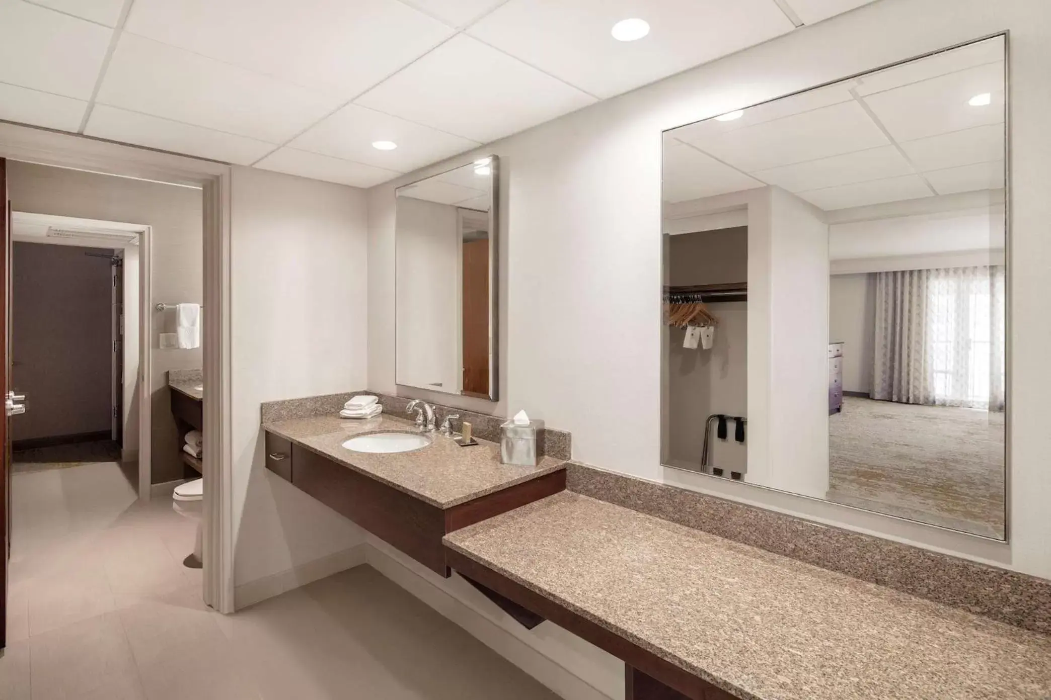 Bathroom in DoubleTree by Hilton Ontario Airport