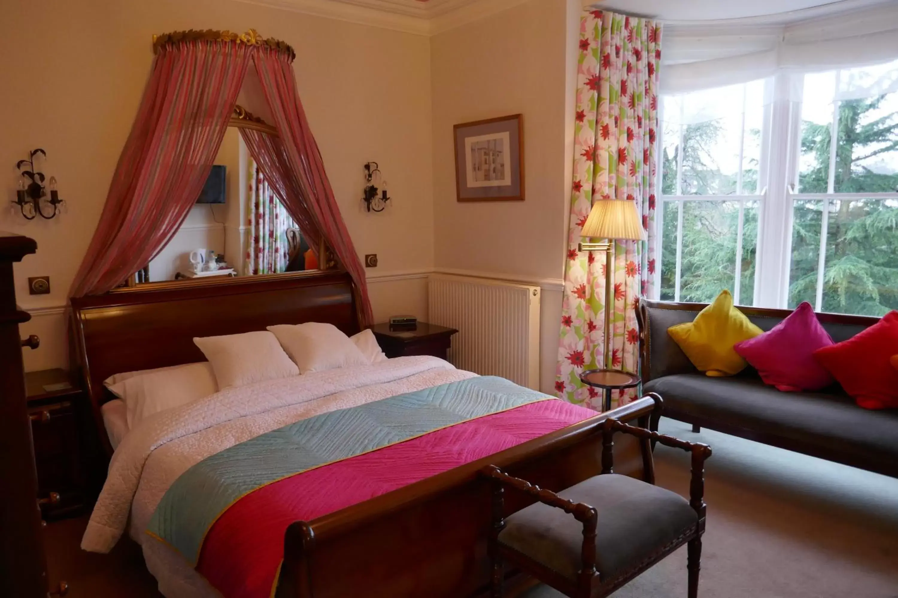 Bedroom, Bed in Kerrington House