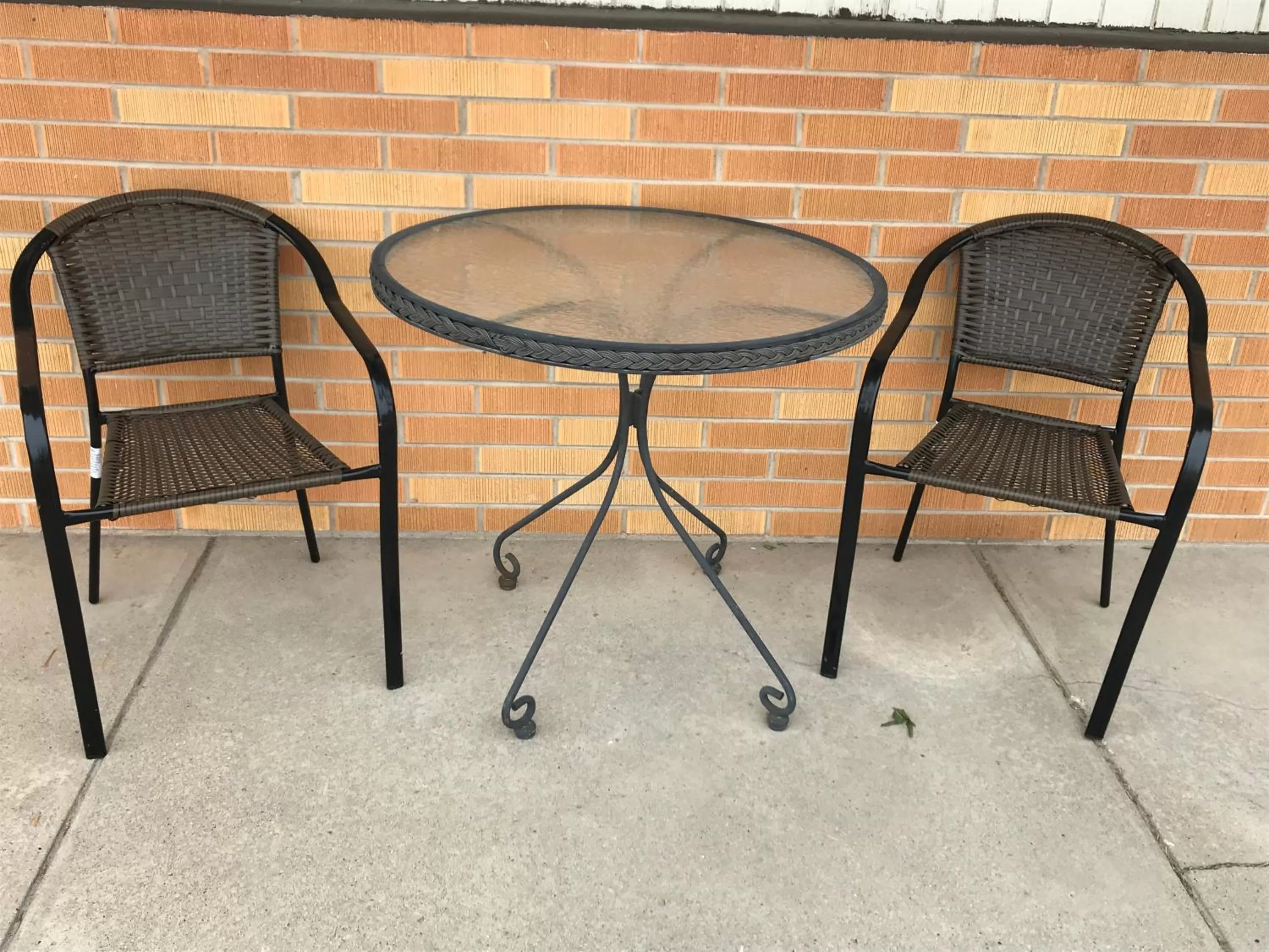 Seating area in Motel Grand