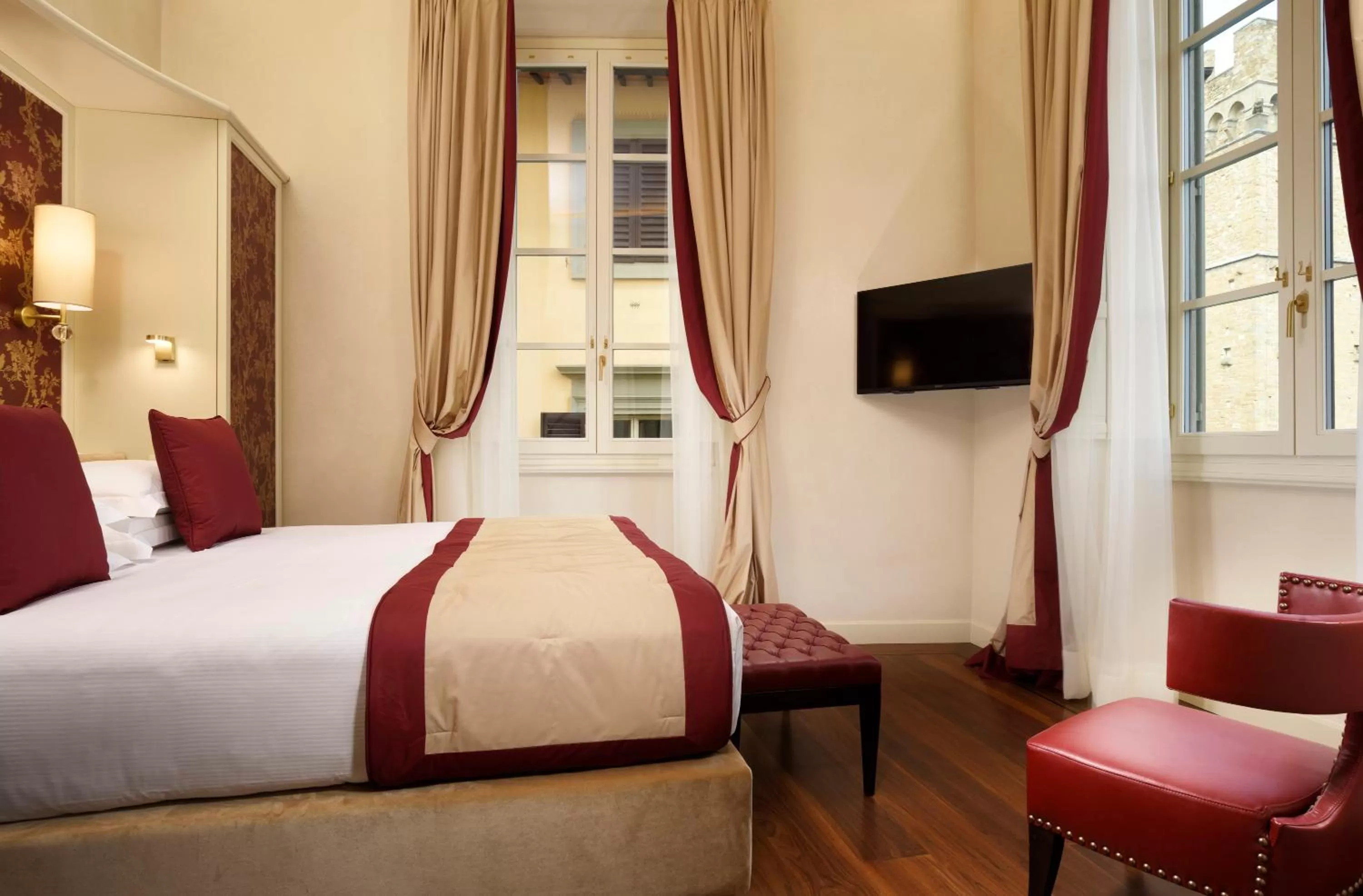 Bedroom, Bed in San Firenze Suites & Spa