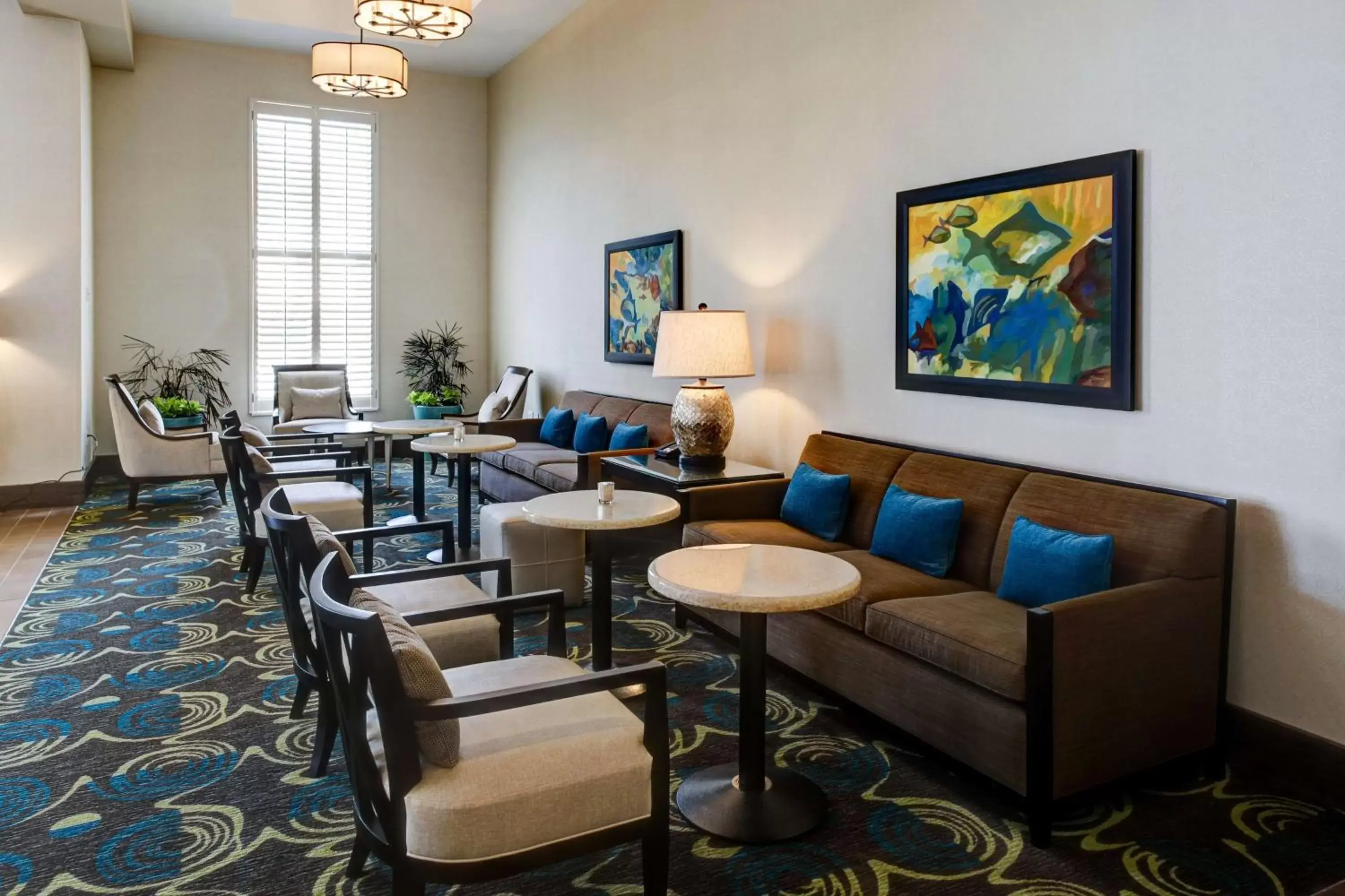 Lobby or reception, Lounge/Bar in Hampton Inn and Suites by Hilton Vero Beach-Downtown