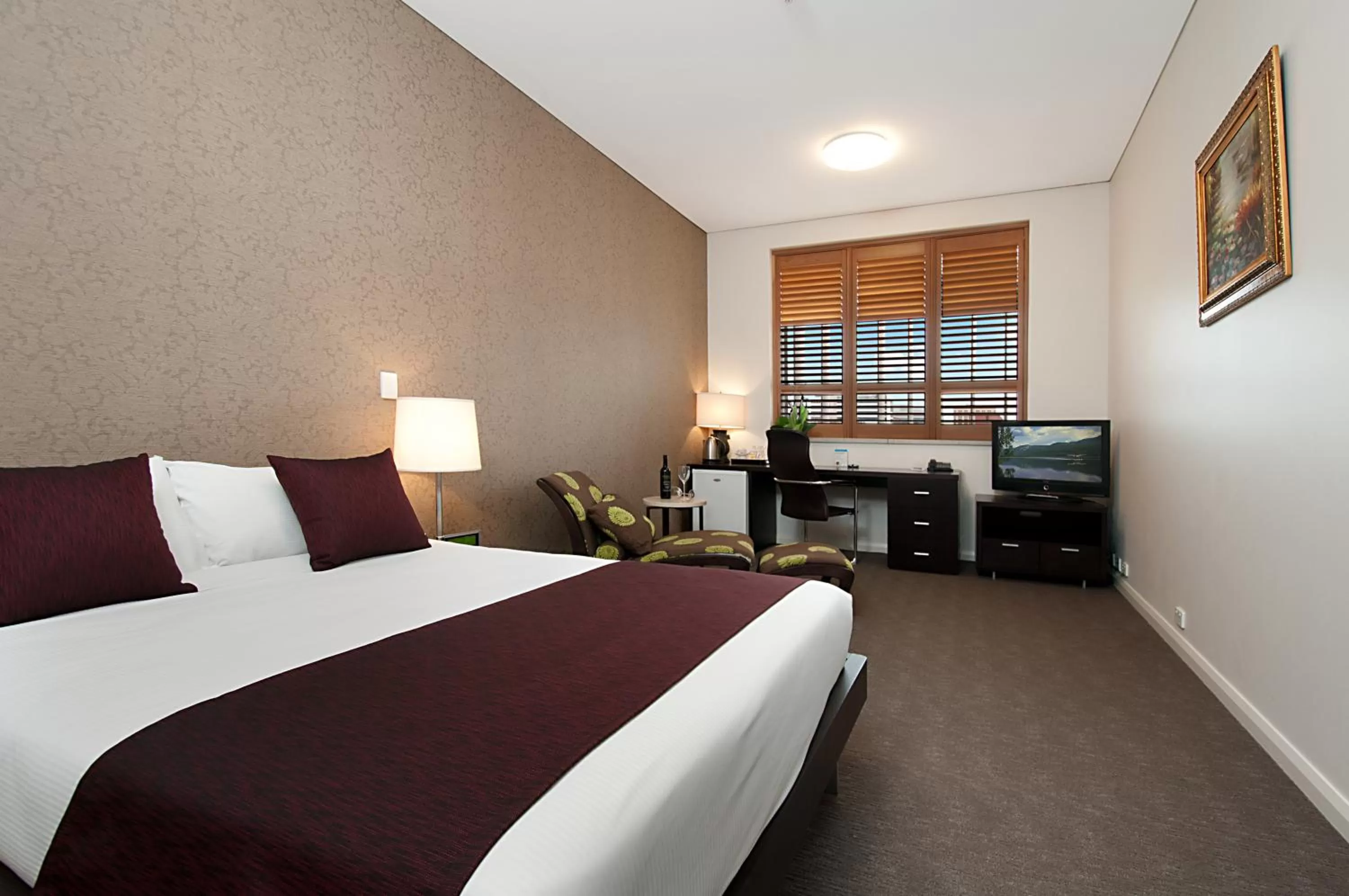 Photo of the whole room, Bed in Adabco Boutique Hotel Adelaide