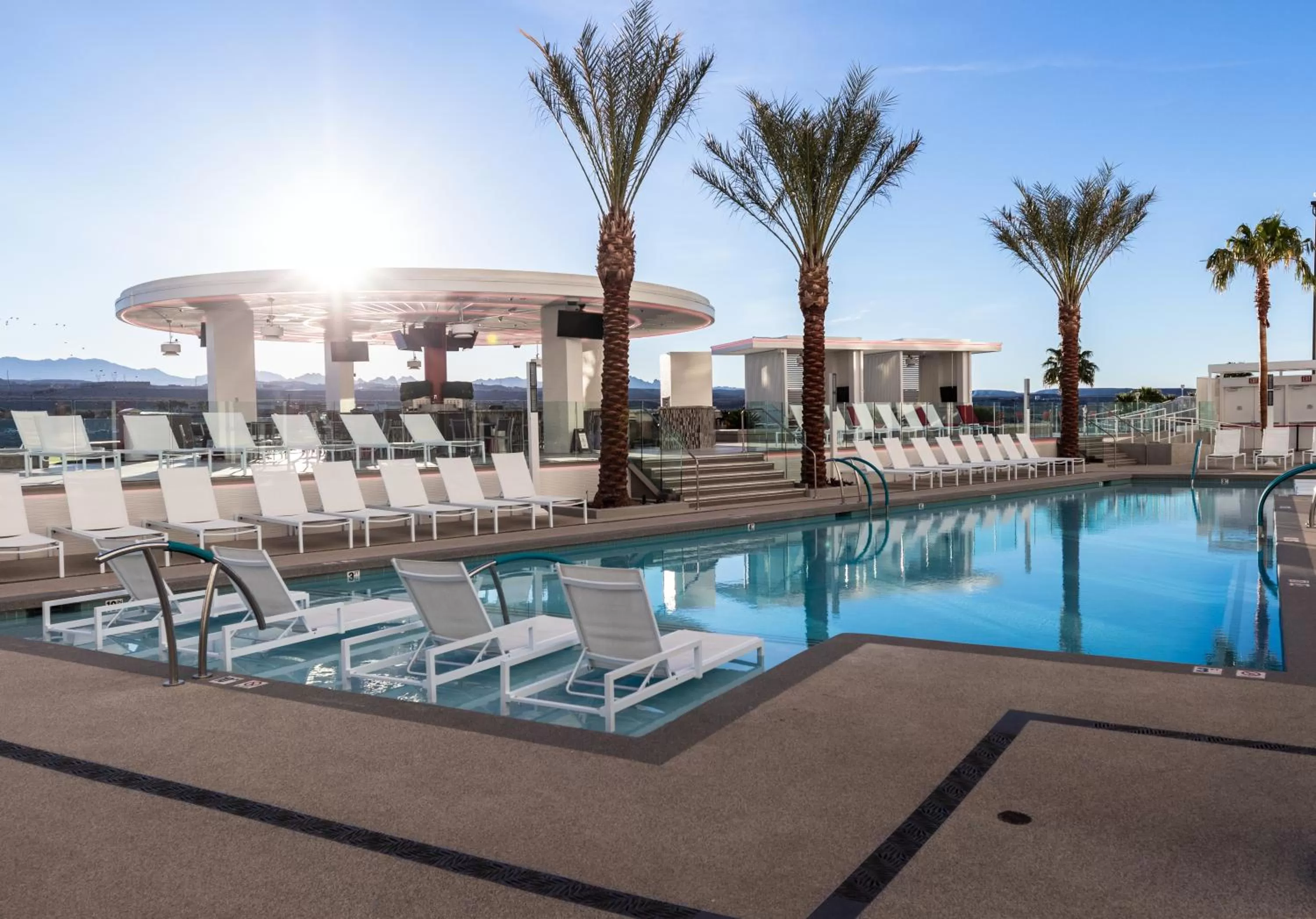 Swimming pool in Don Laughlin's Riverside Resort & Casino