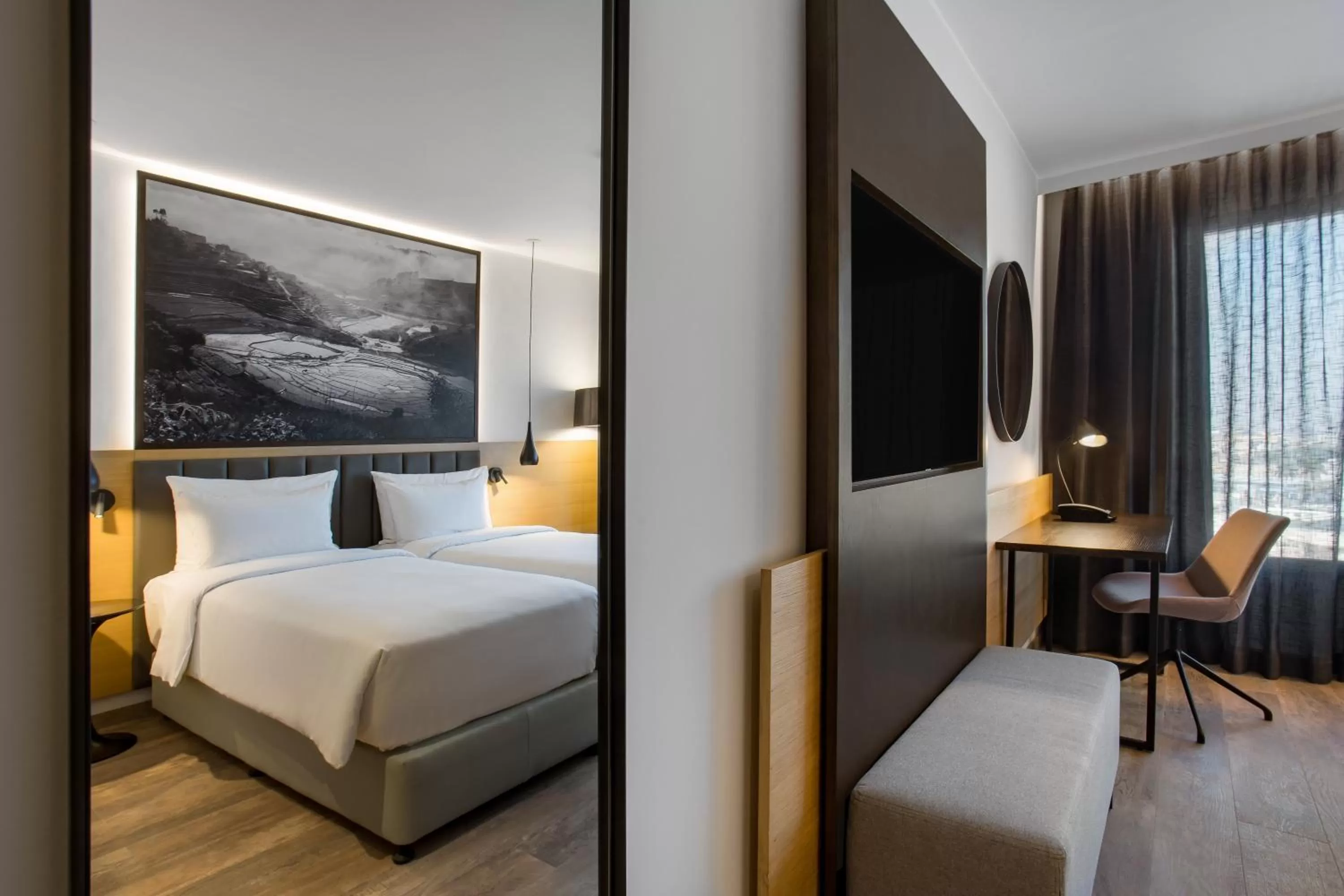 Photo of the whole room, Bed in Radisson Blu Hotel Antananarivo Waterfront