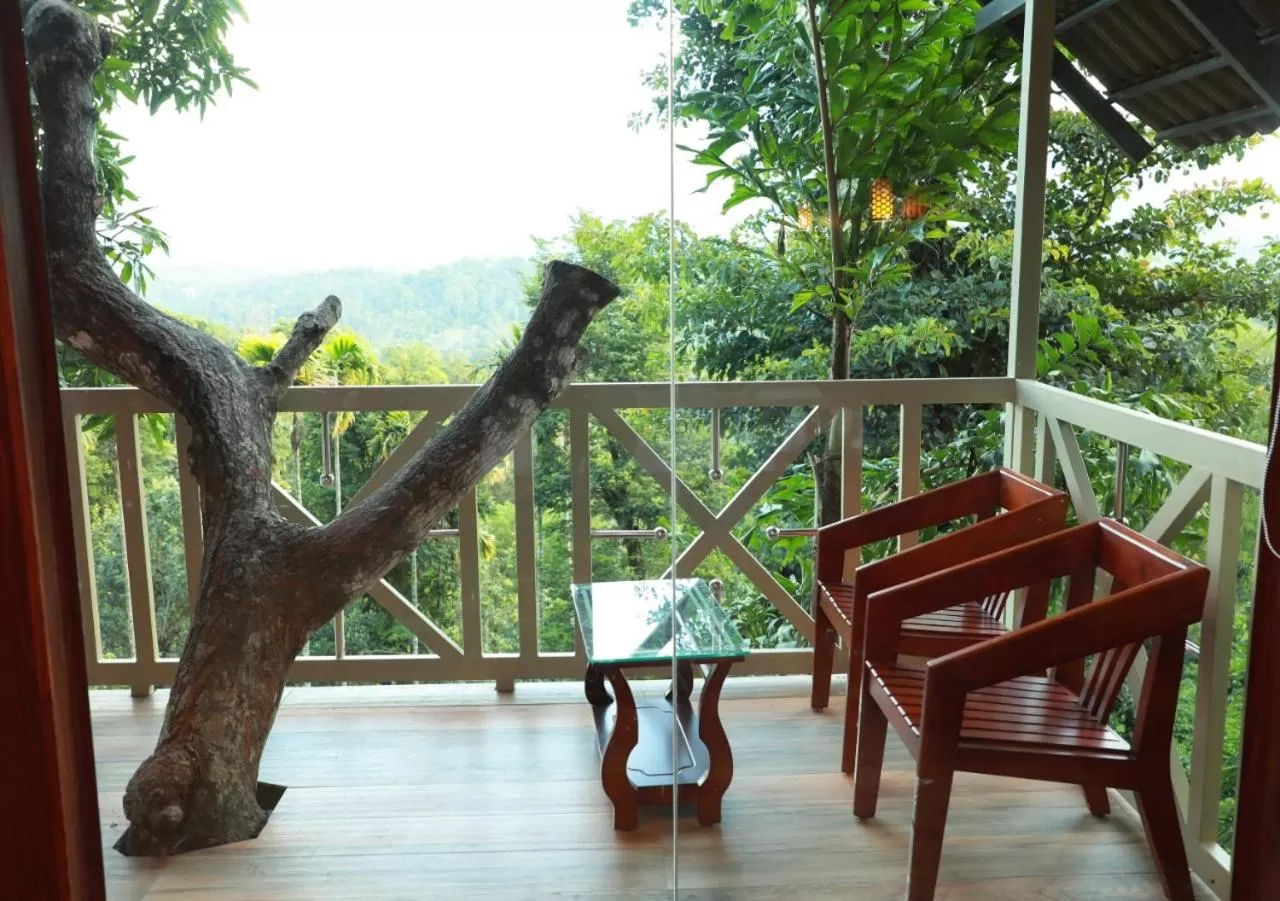 Balcony/Terrace in Woodrose Resort