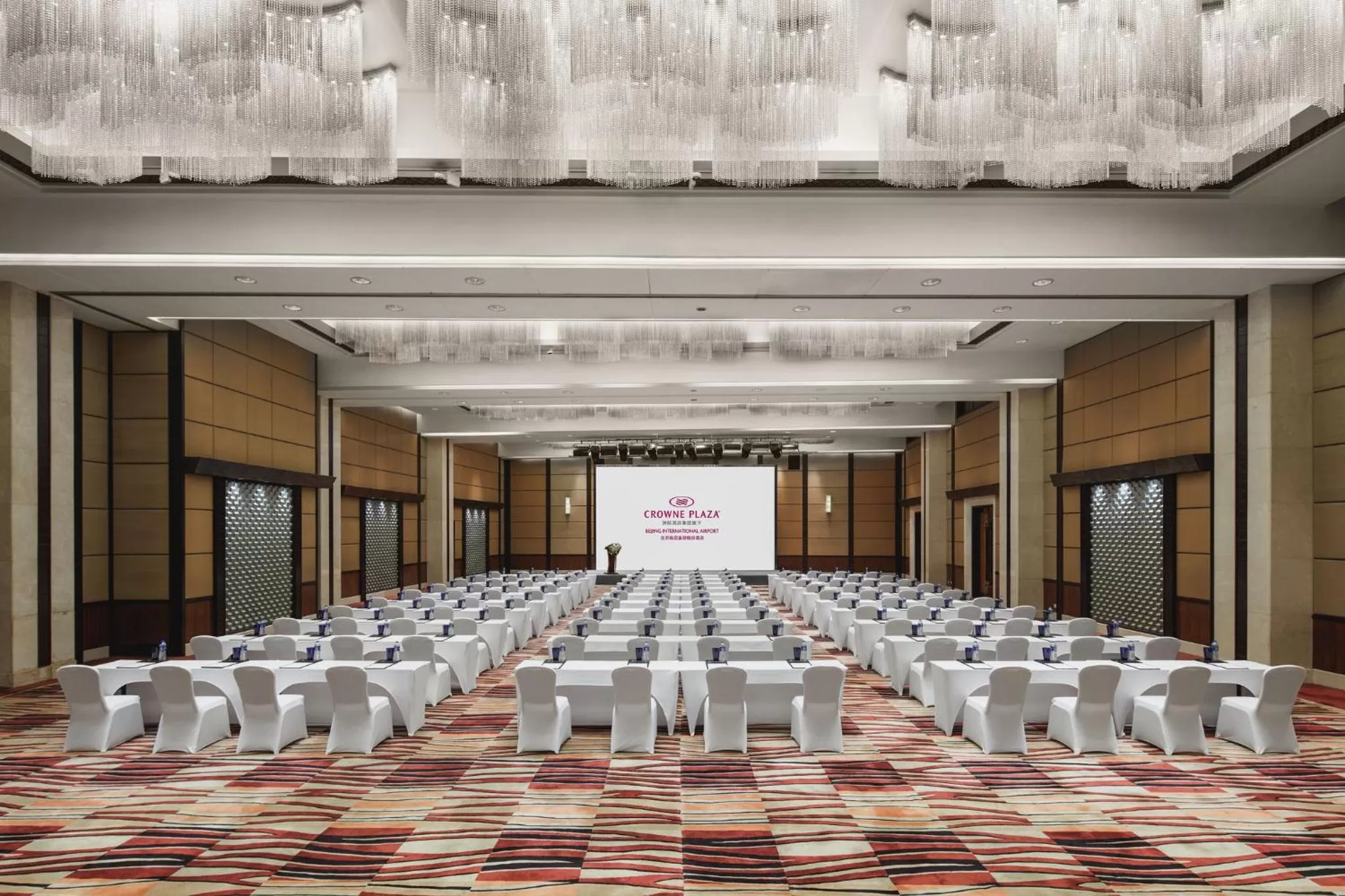 Banquet/Function facilities in Crowne Plaza Beijing International Airport by IHG