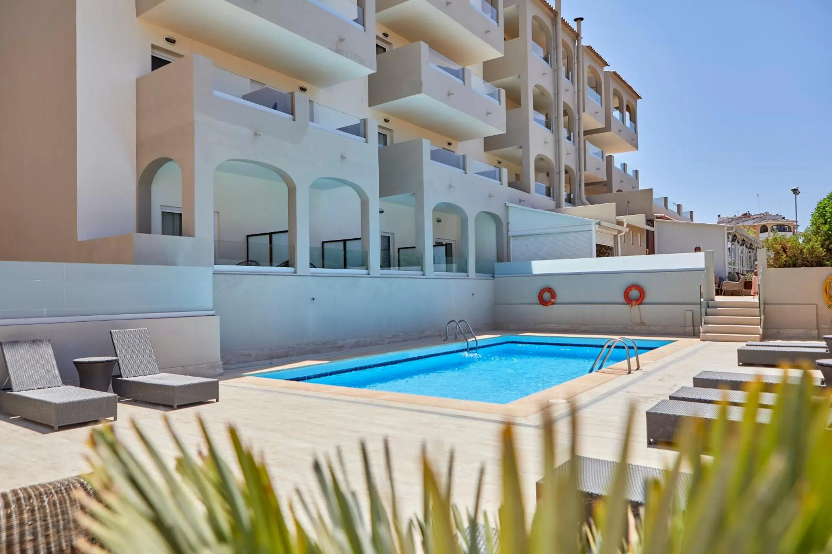 Property building, Swimming Pool in Santa Ponsa Pins