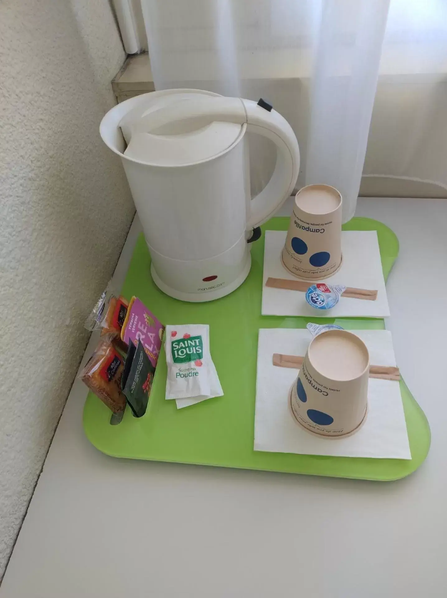 Coffee/tea facilities in Hotel Campanile Besançon Nord Ecole Valentin