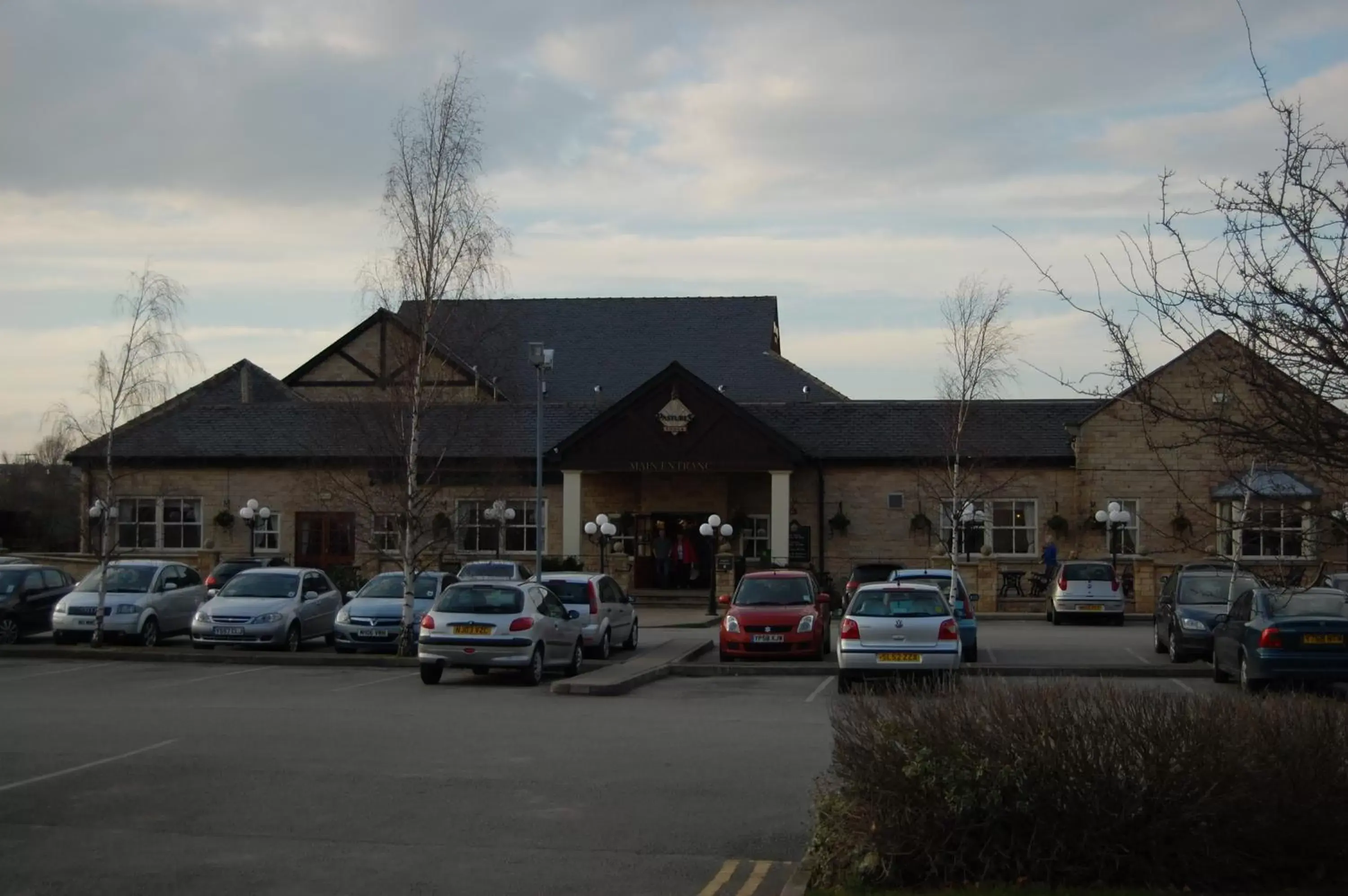 Facade/entrance, Property Building in Best Western Plus Pastures Hotel