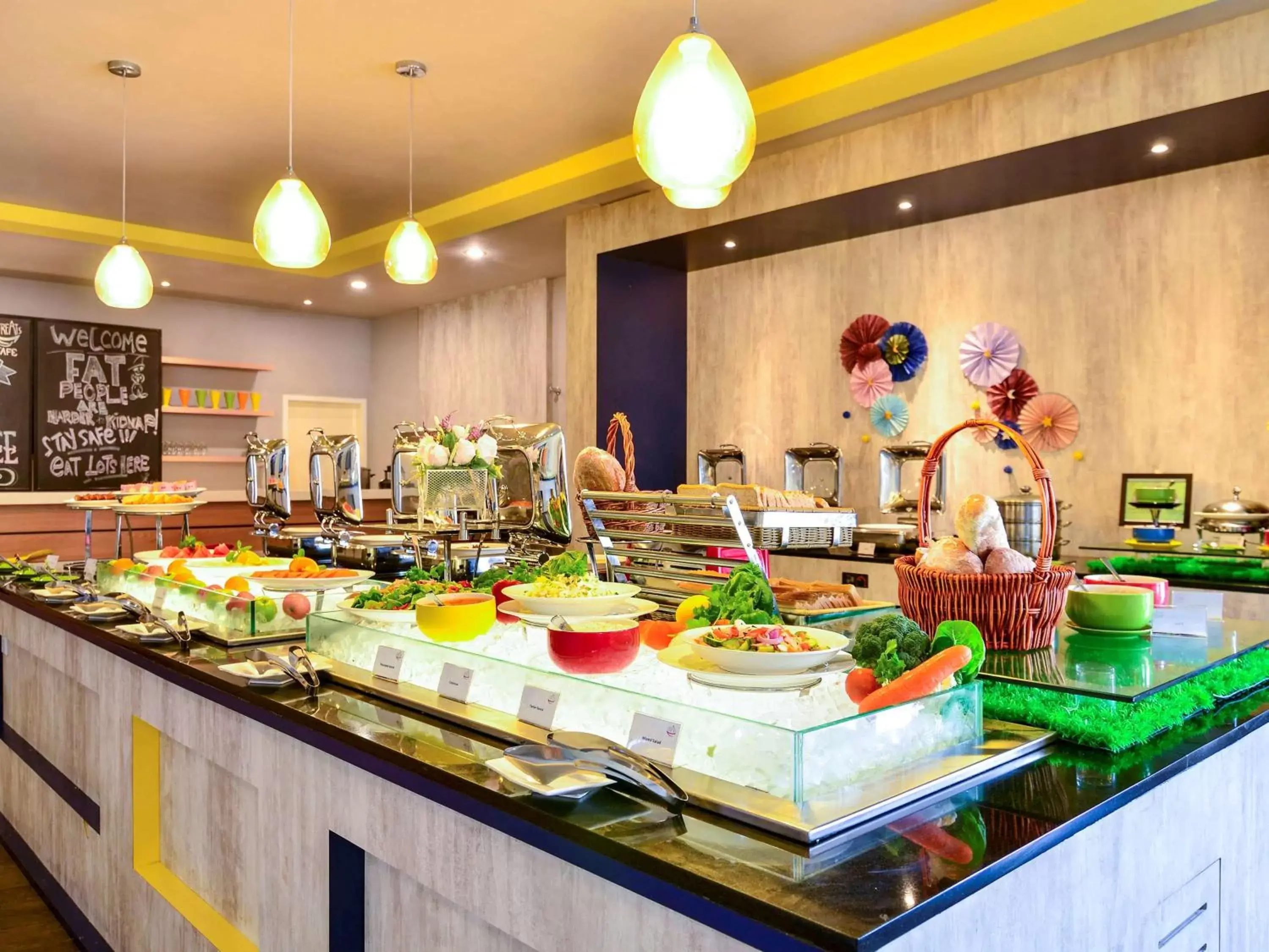 Restaurant/places to eat in ibis Styles Kuala Lumpur Sri Damansara