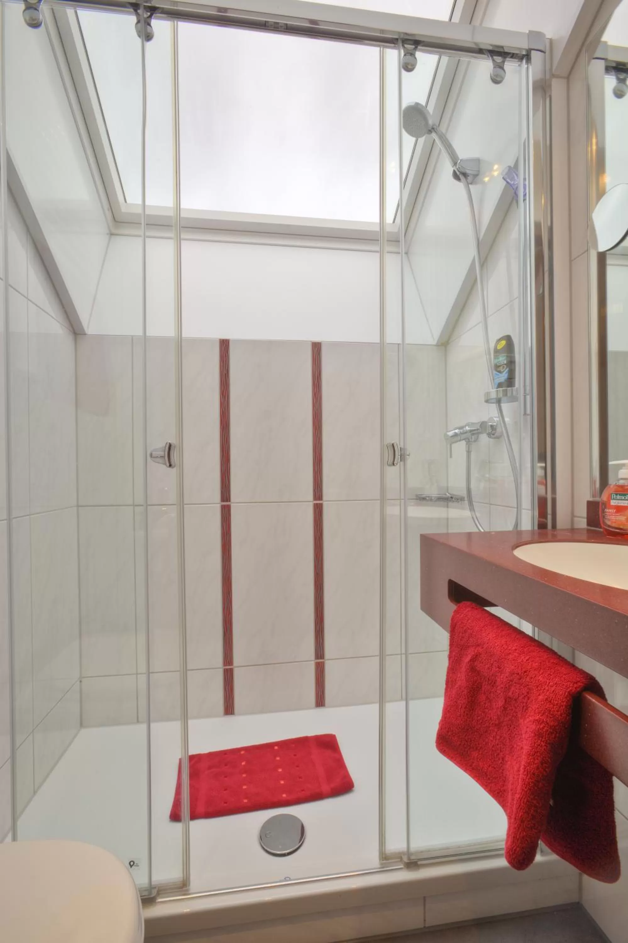 Bathroom in Hotel Condor