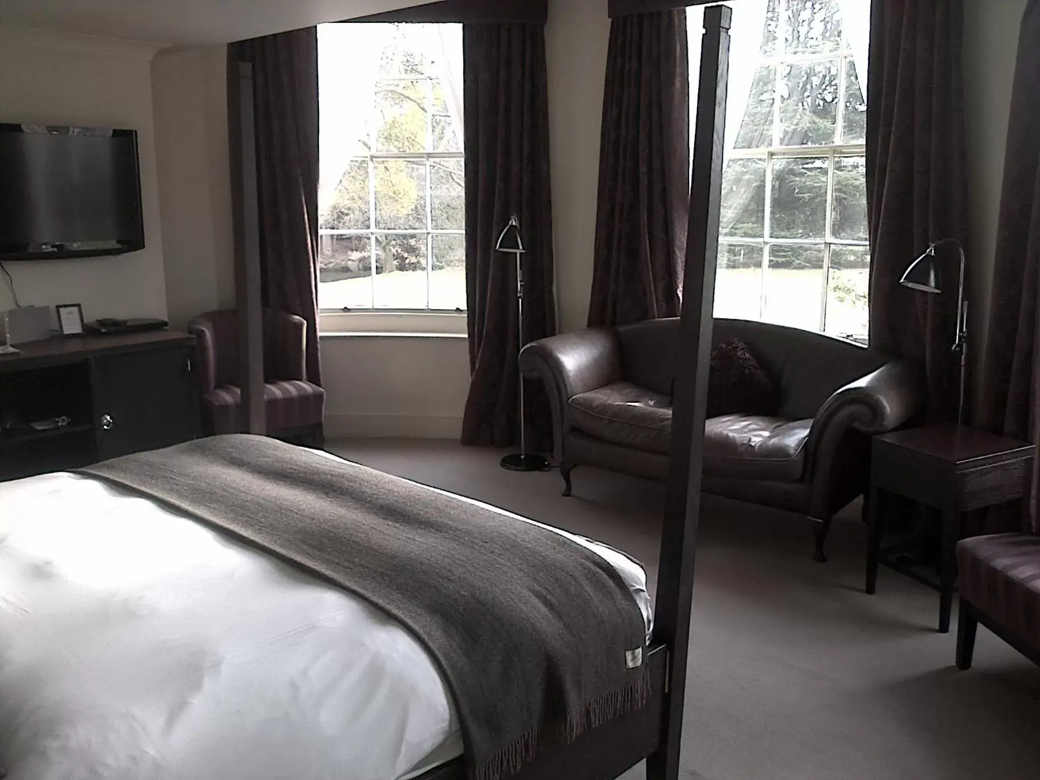 Bedroom, Seating Area in Stoke Place- Part of the Cairn Collection