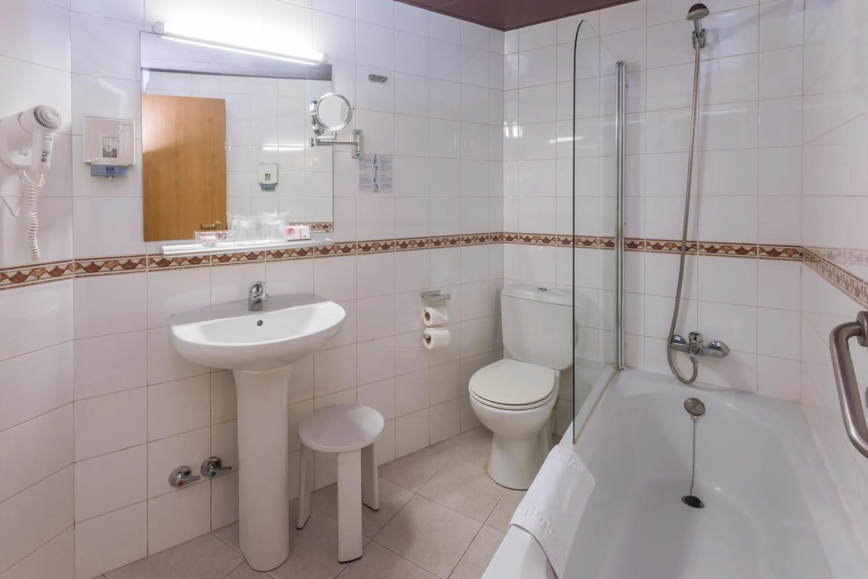 Bathroom in Hotel & Aparthotel Cosmos