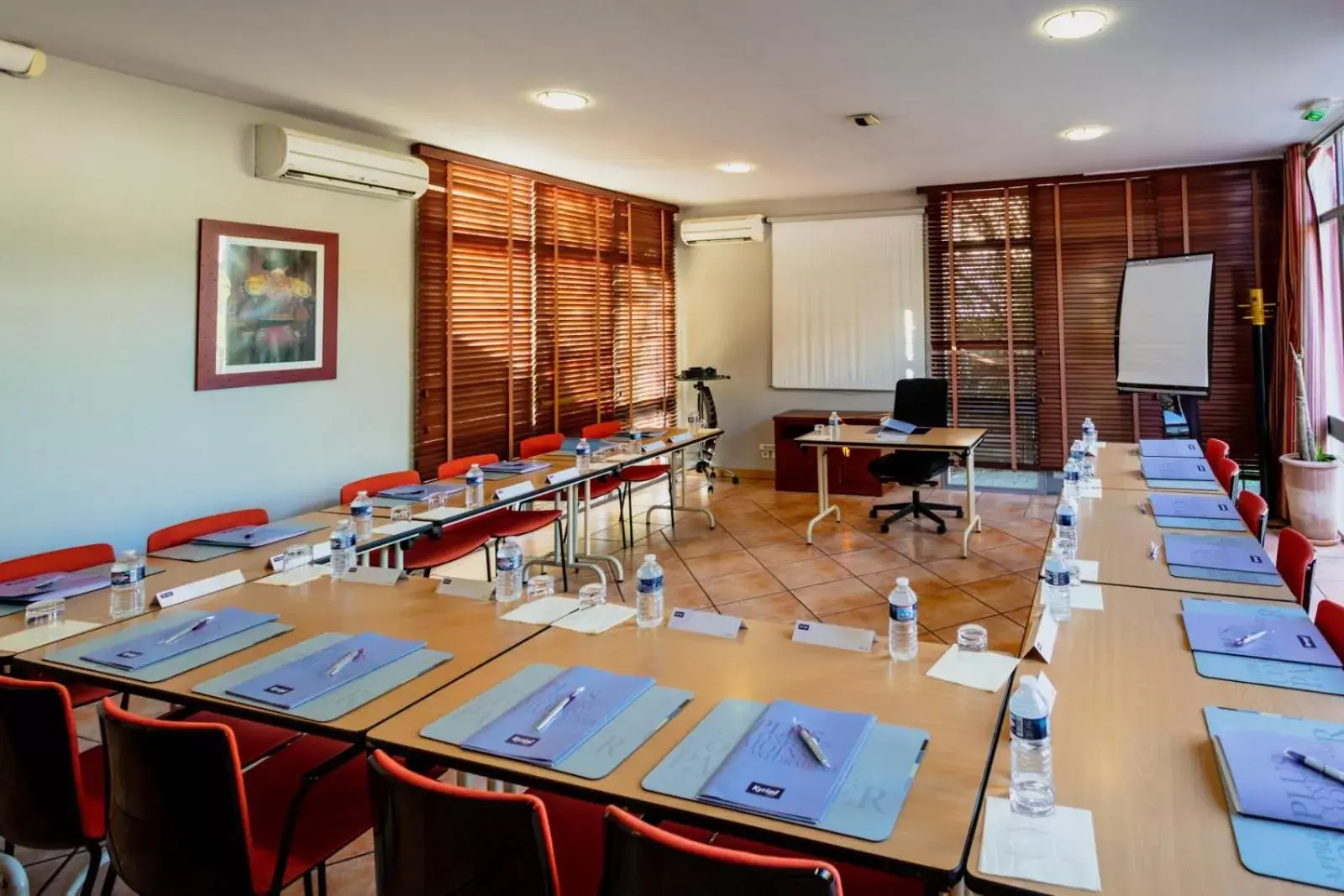 Meeting/conference room in Kyriad Nîmes Ouest A9