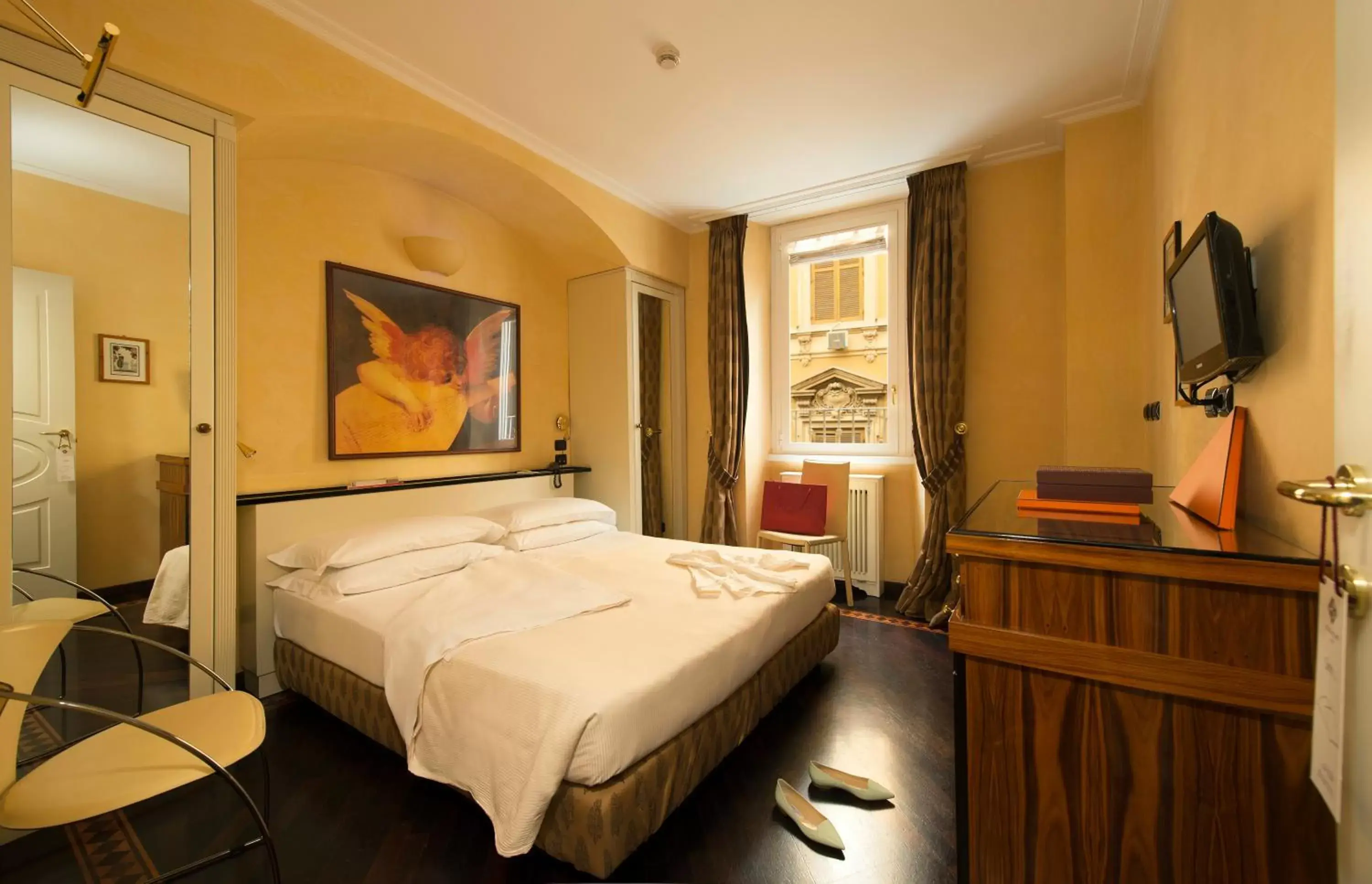 Photo of the whole room, Bed in Hotel Gregoriana