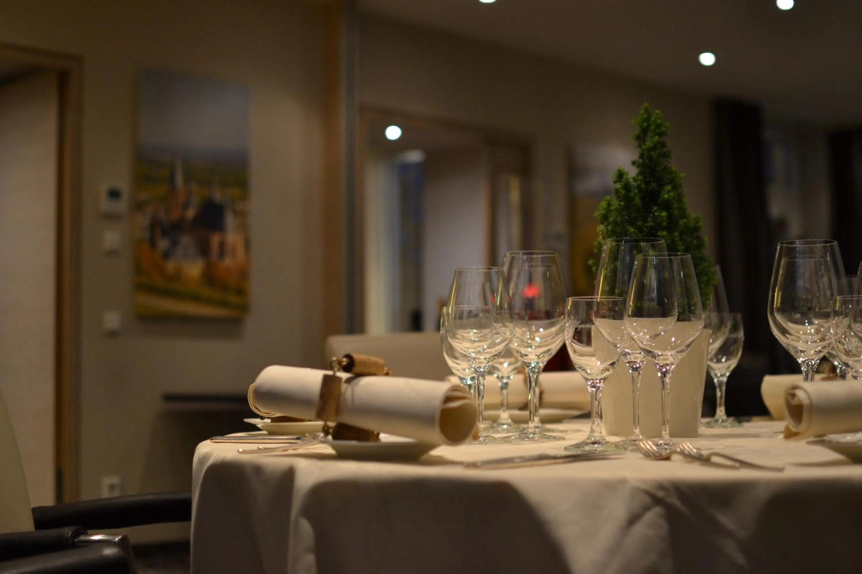 Restaurant/places to eat in Rhein-Hotel Nierstein