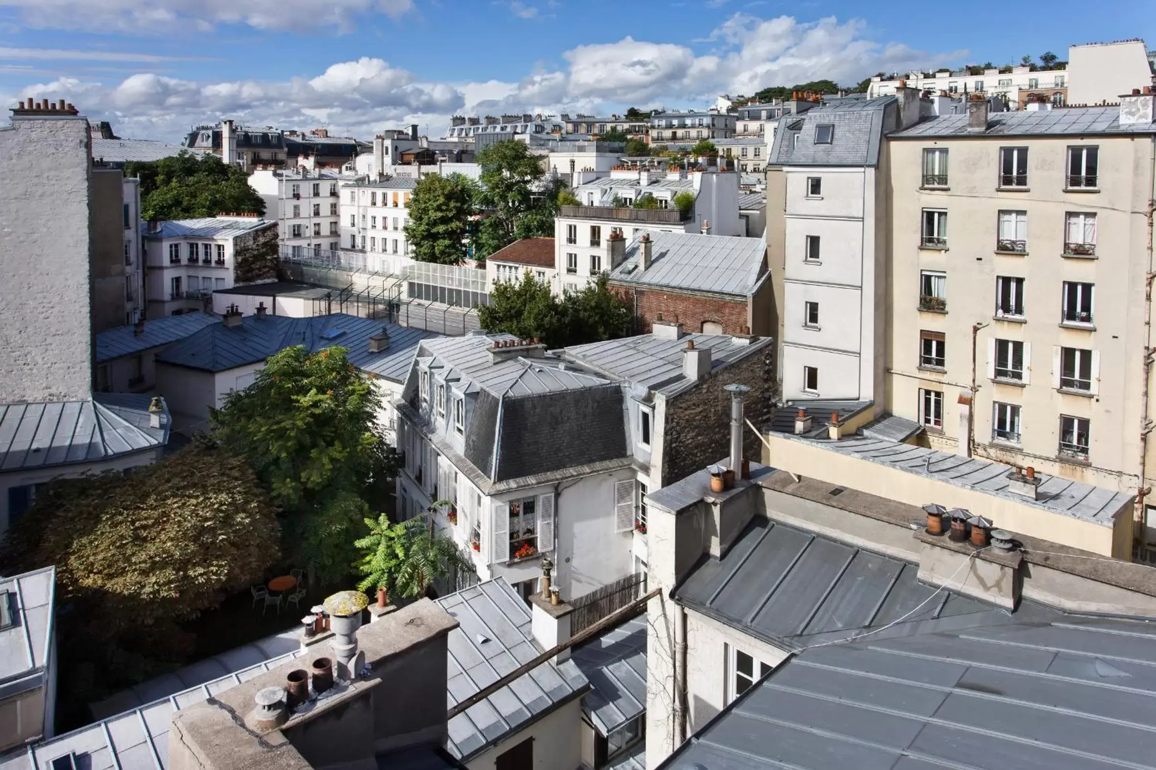 Area and facilities in Hôtel des Arts Montmartre