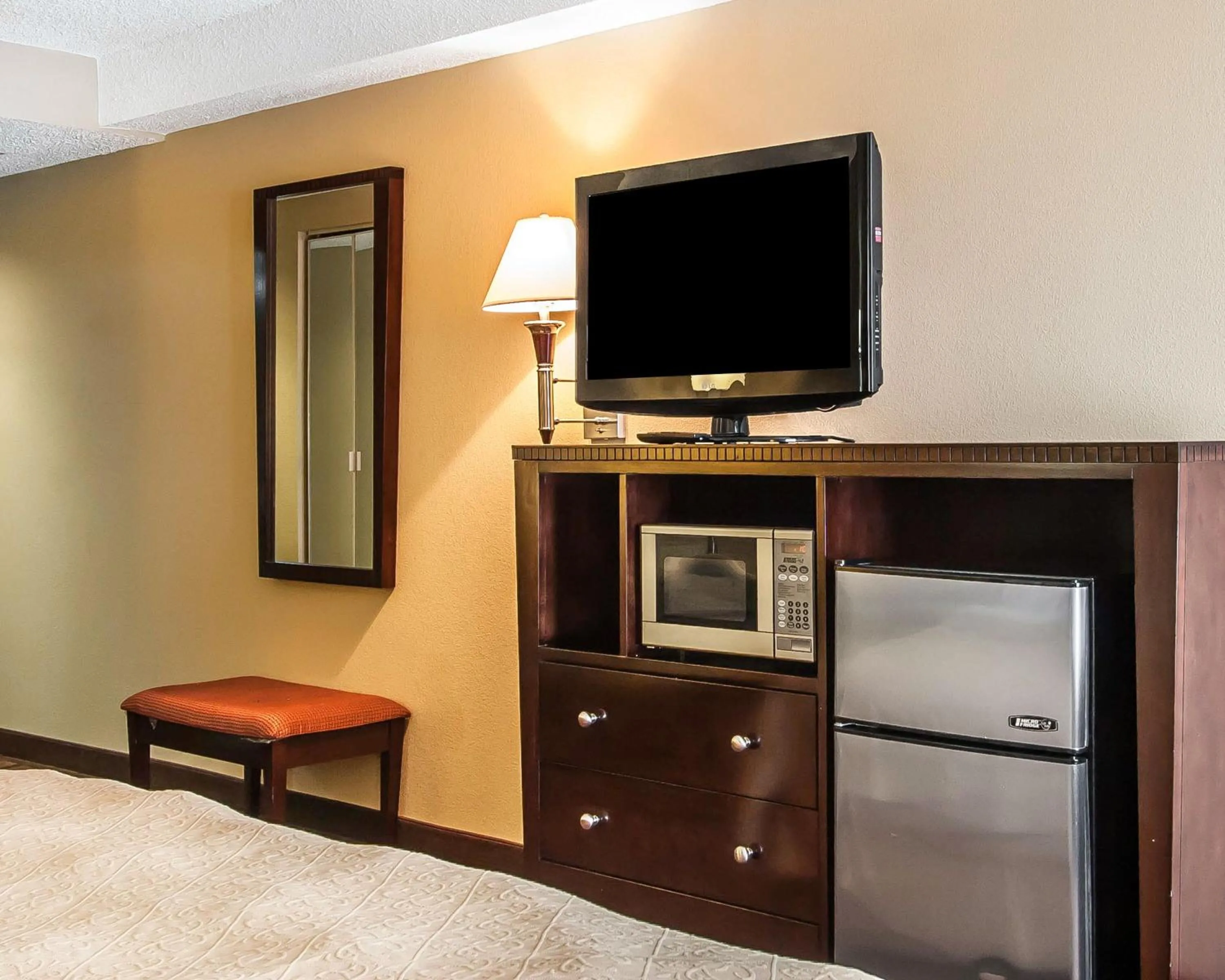 King Room - Disability Access/Non-Smoking in Quality Inn