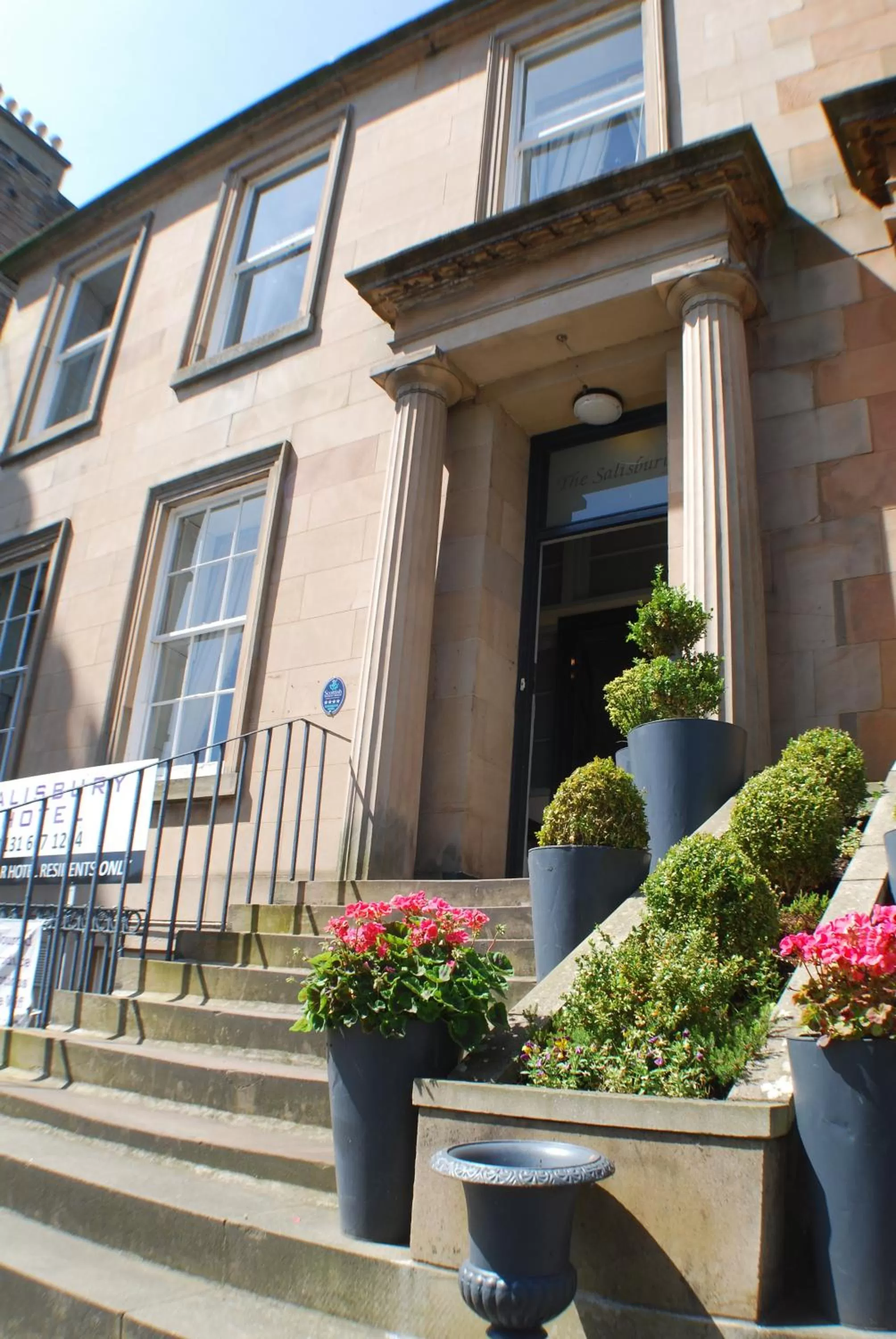Facade/entrance in The Salisbury Hotel