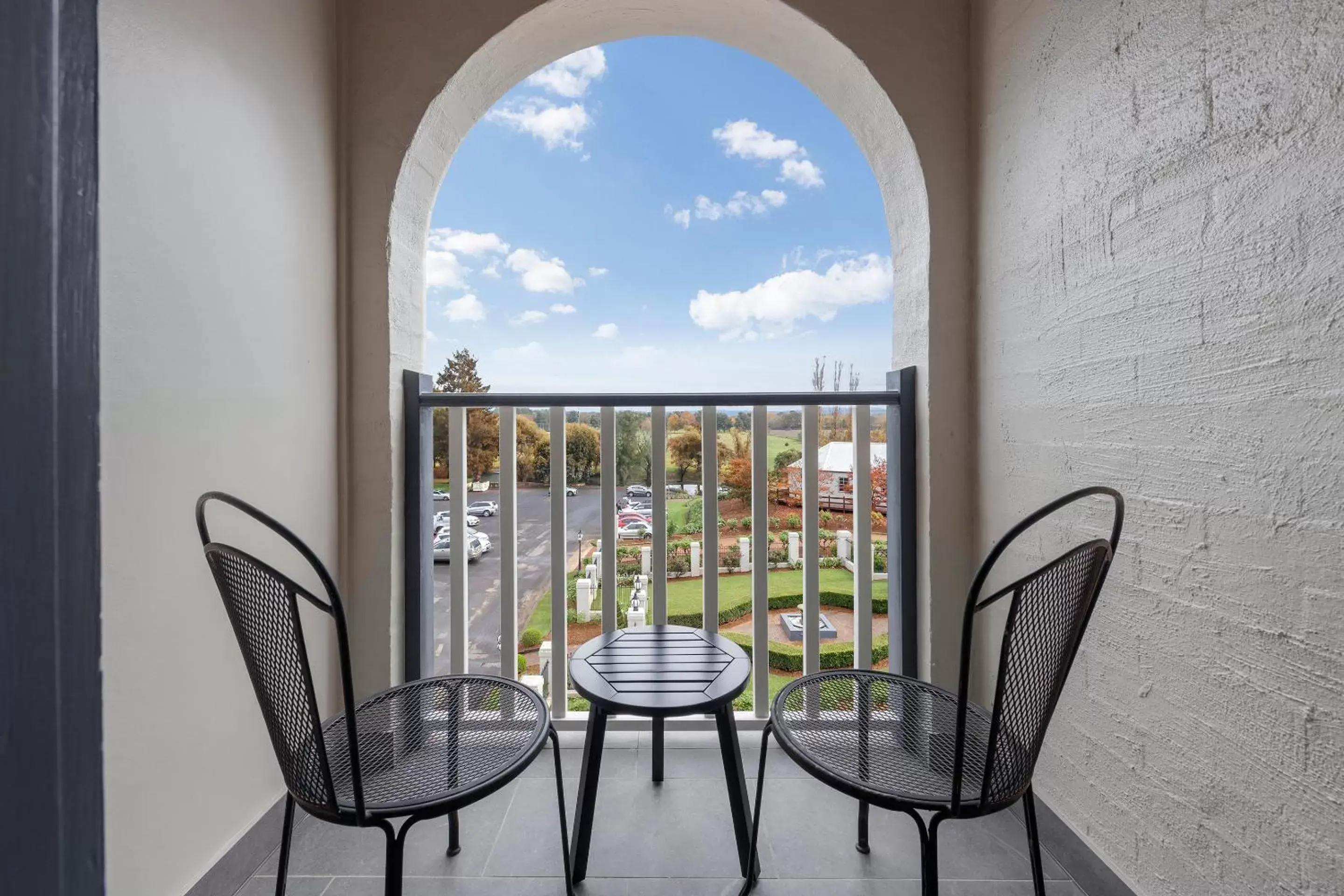 Photo of the whole room, Balcony/Terrace in Crowne Plaza Hawkesbury Valley, an IHG Hotel