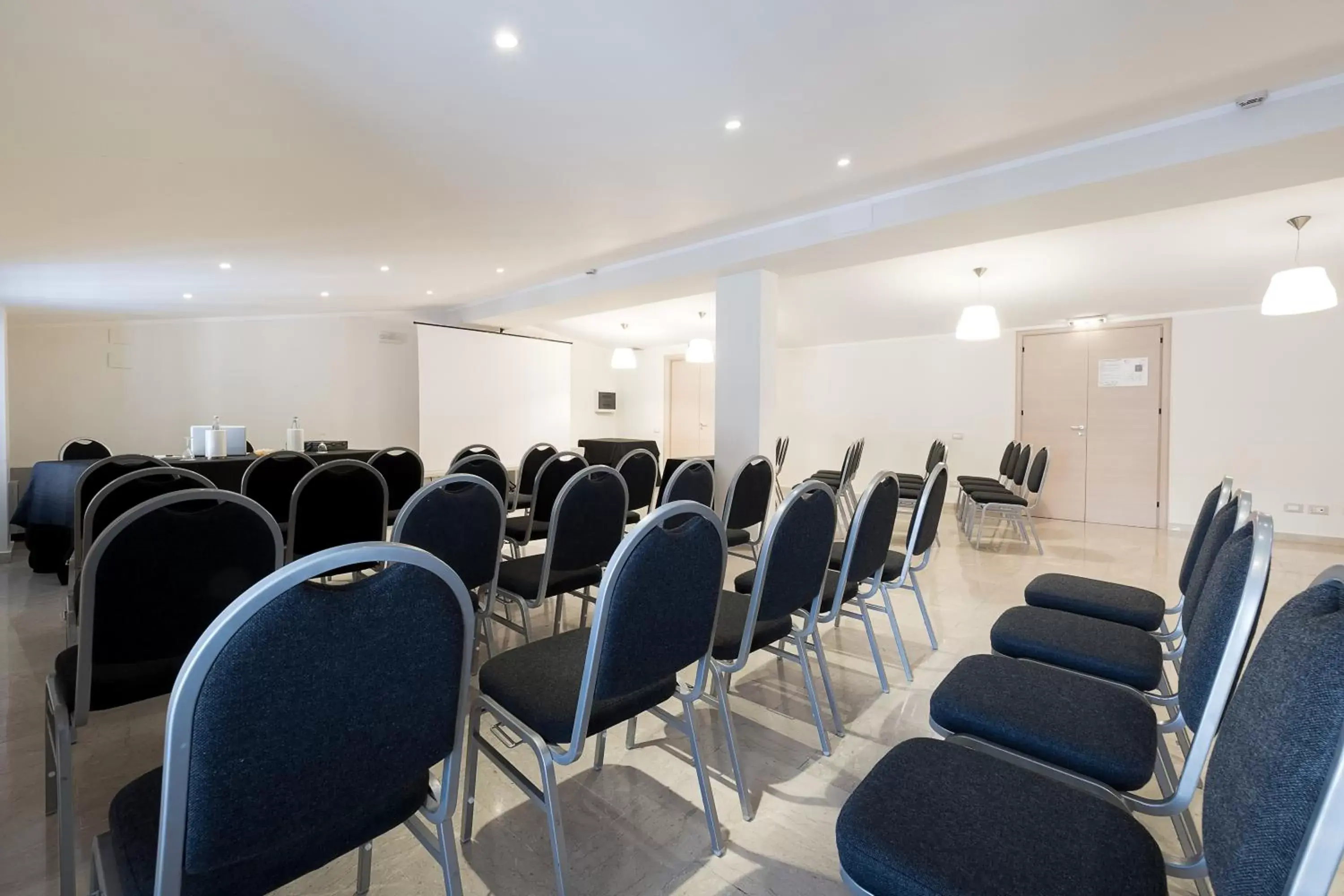 Meeting/conference room in Hotel Garibaldi