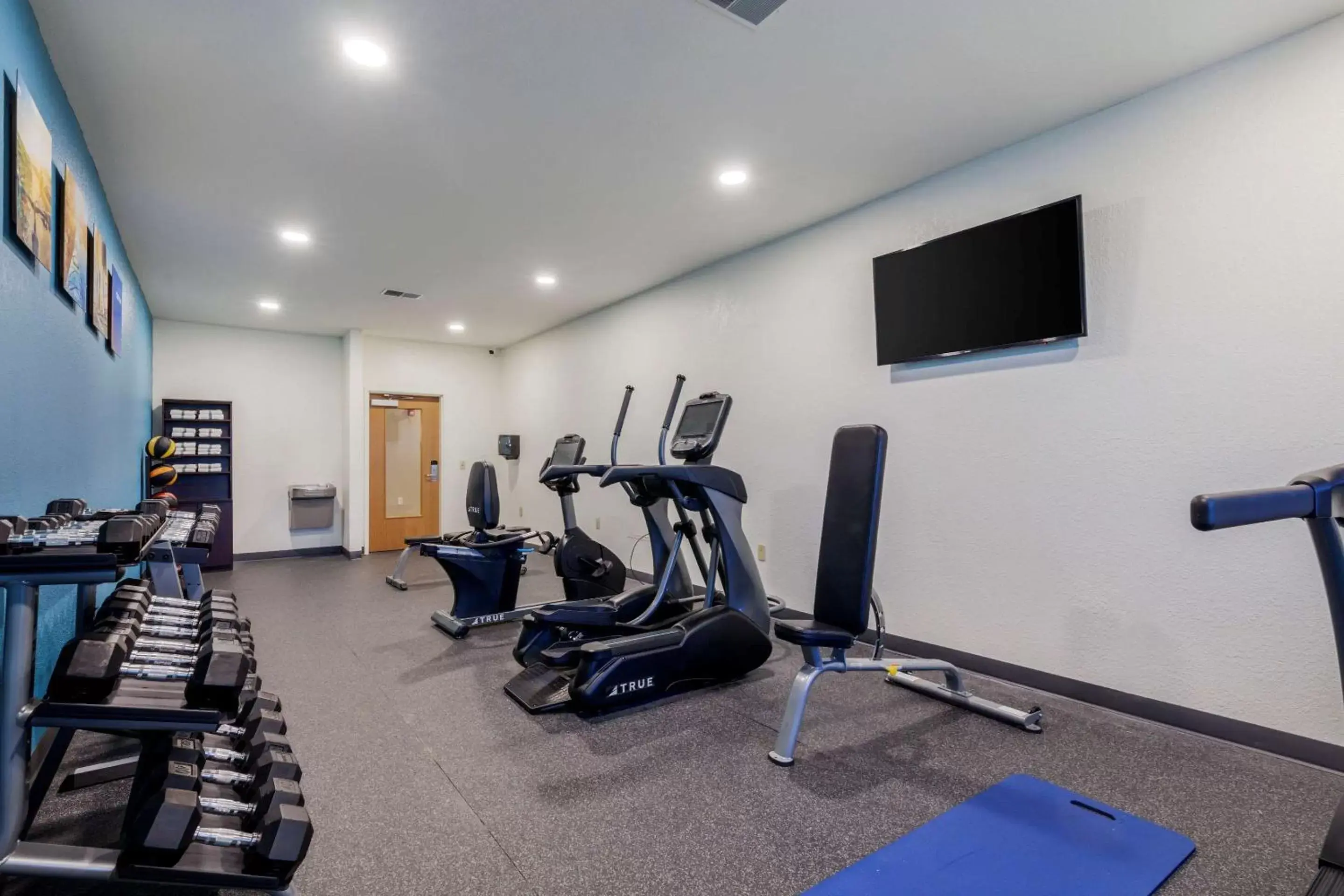 Fitness centre/facilities, Fitness Center/Facilities in Comfort Suites Johnson Creek Conference