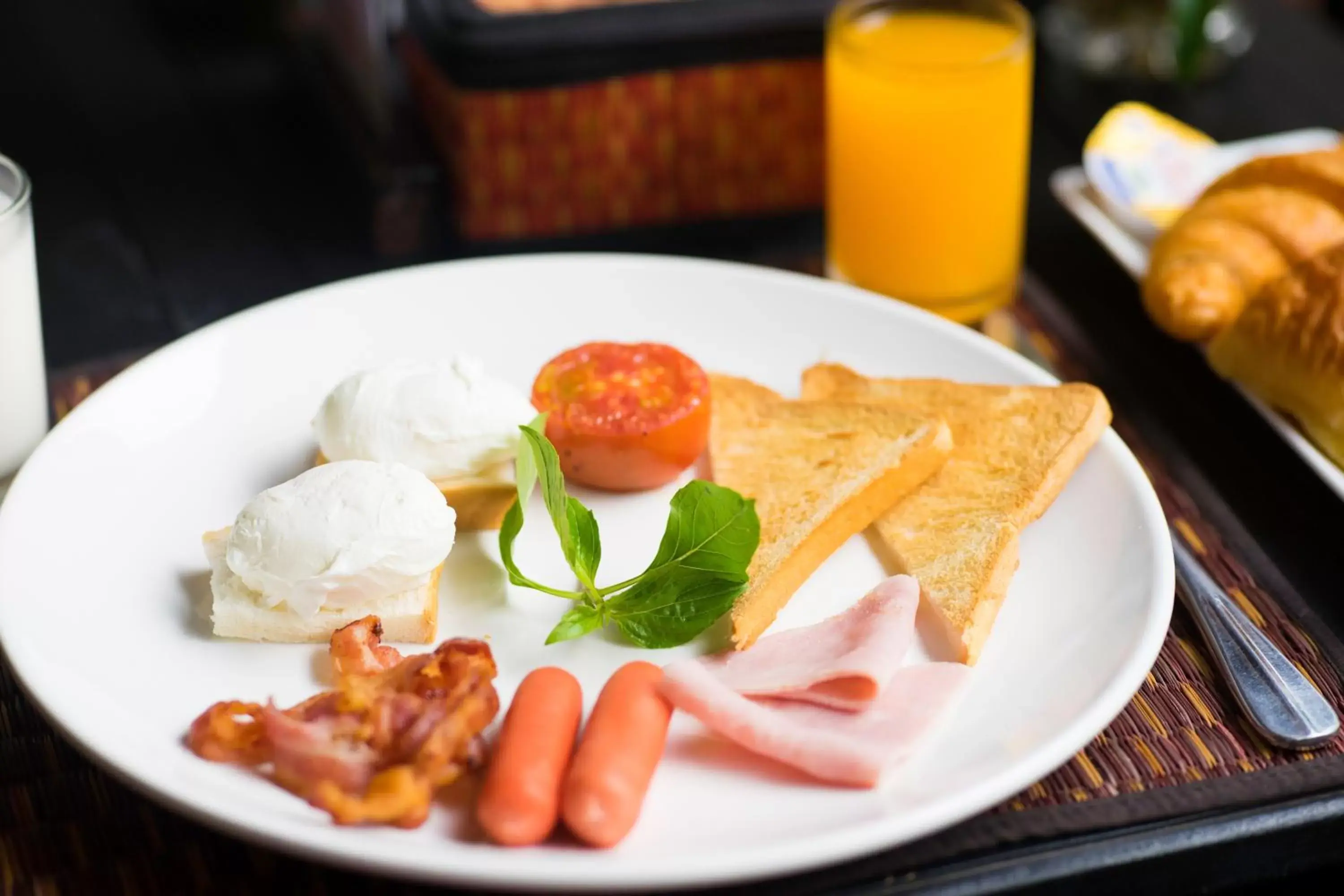 Continental breakfast, Food in Le Jardin d'Angkor Hotel & Resort