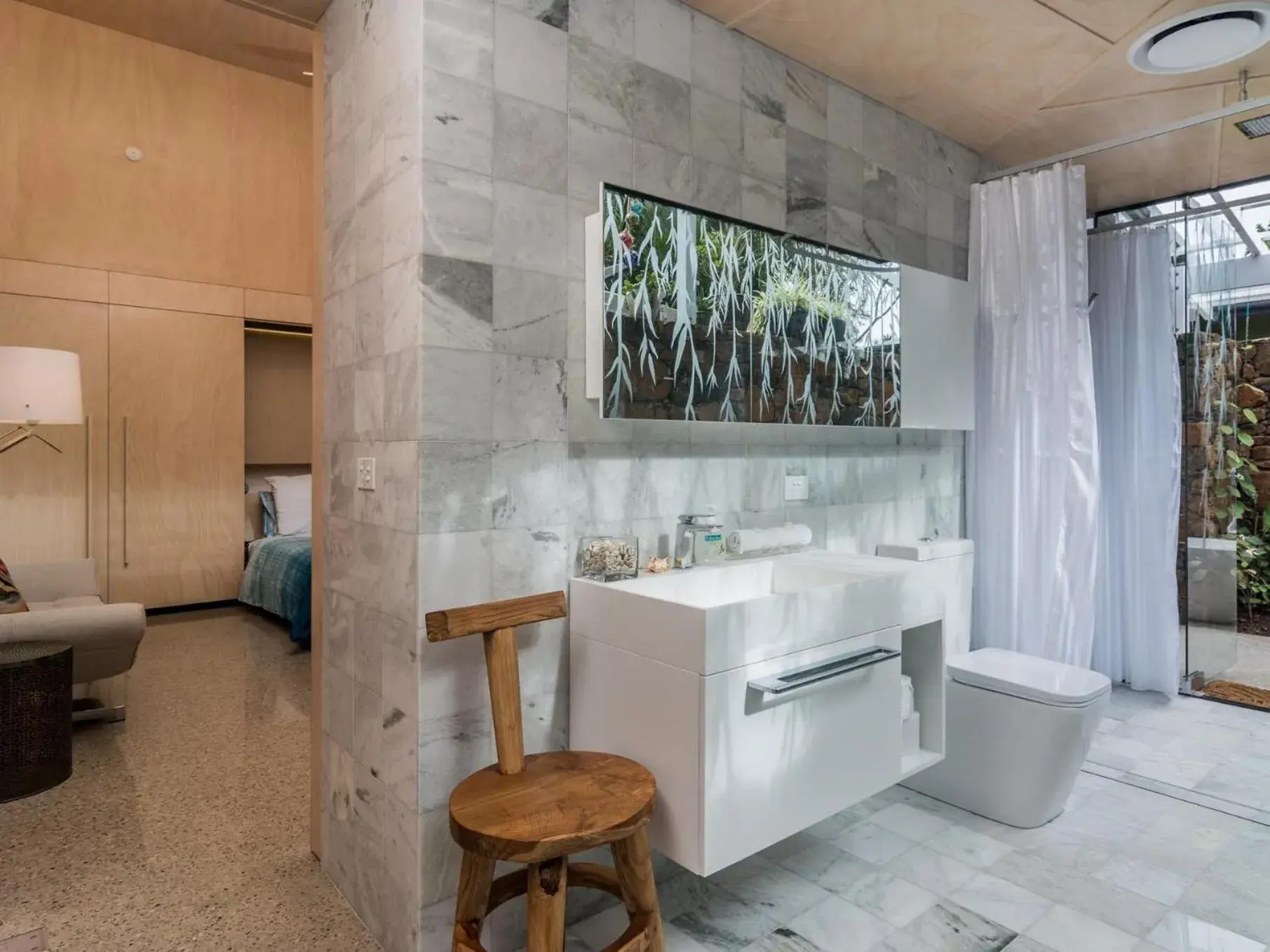 Toilet, Bathroom in Buhwi Bira Byron Bay - Studio