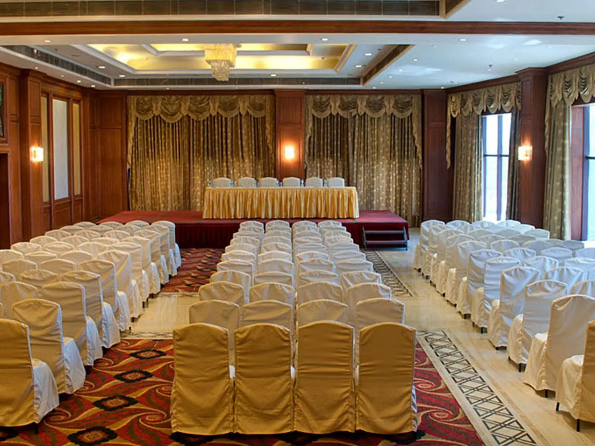 Meeting/conference room, Banquet Facilities in Clarion Hotel Bella Casa