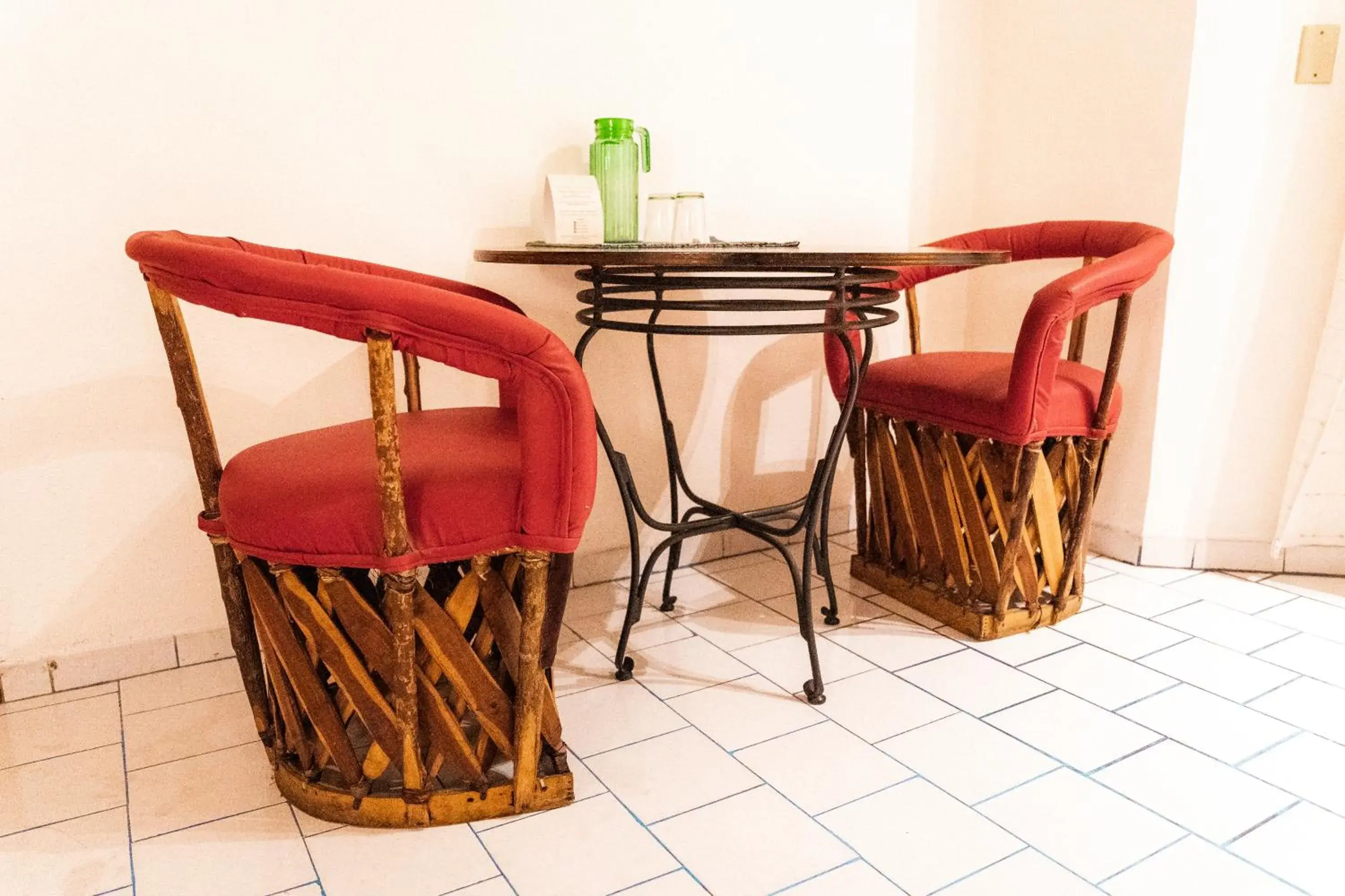 Dining Area in Hotel Allende