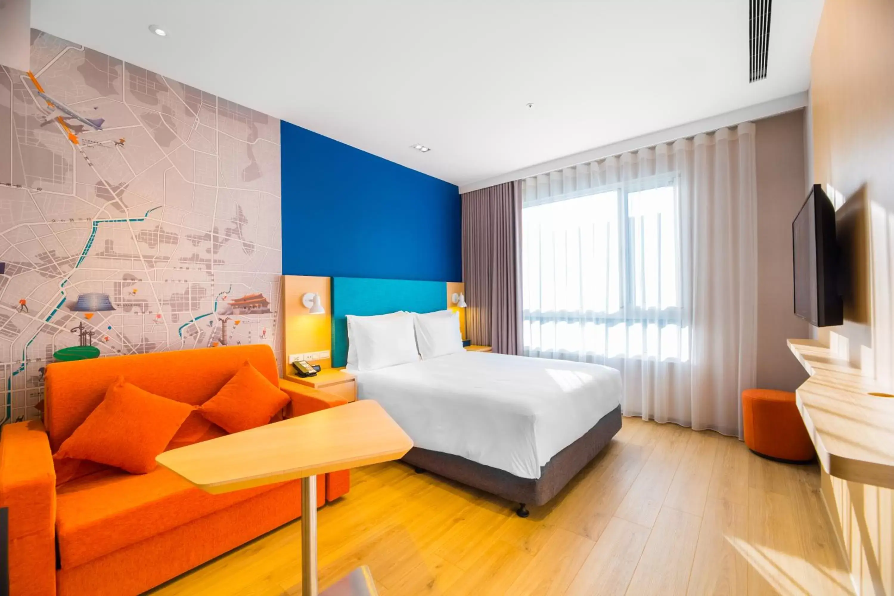 Photo of the whole room in Holiday Inn Express Taichung Fengchia, an IHG Hotel