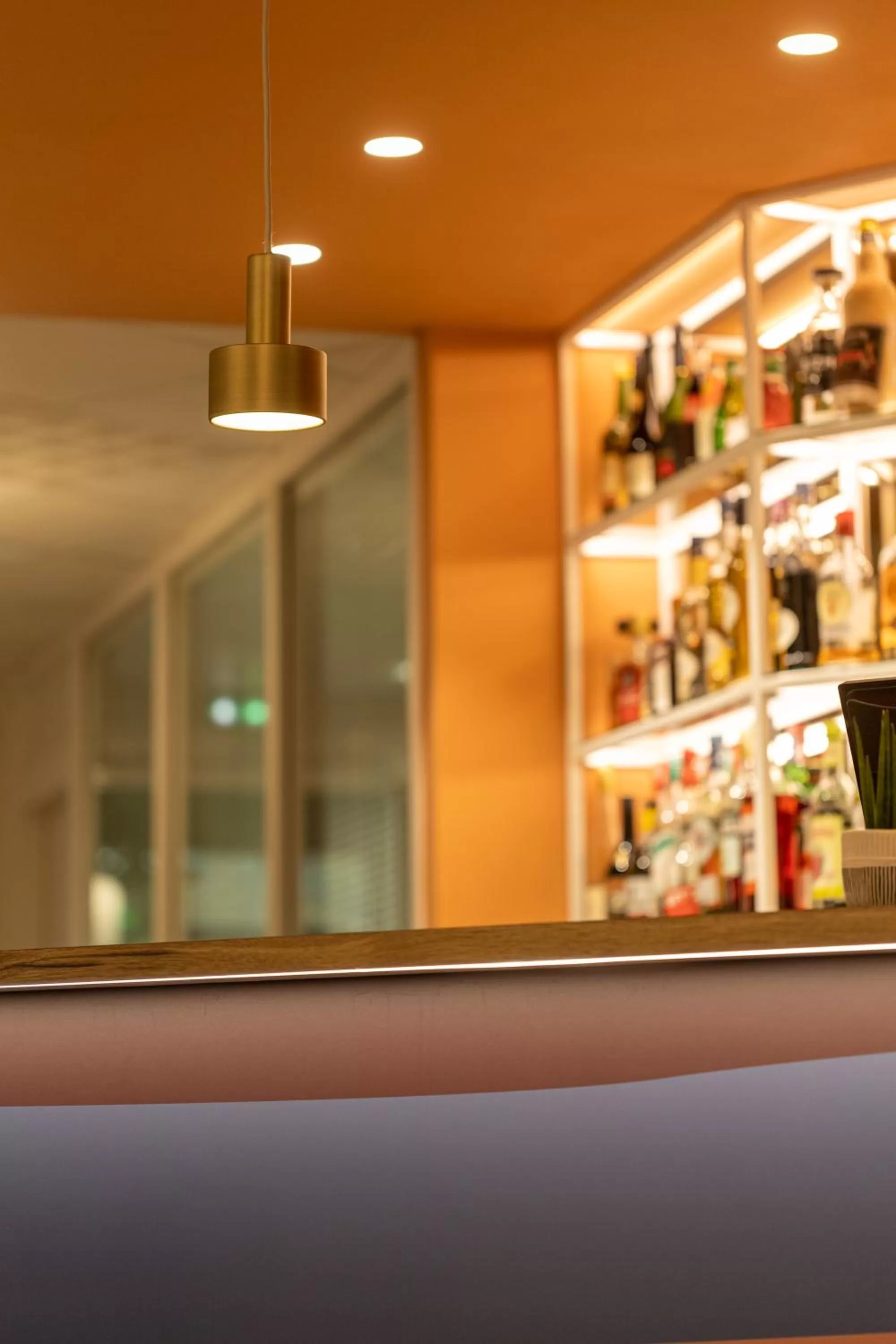 Lounge or bar in Hotel Restaurant Saint James, Montaigu-Vendée The Originals Boutique